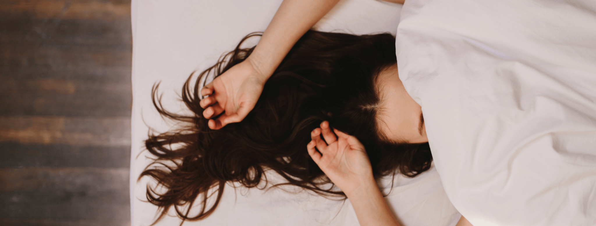Doit-on dormir les cheveux attachés? - Concept C. Shop