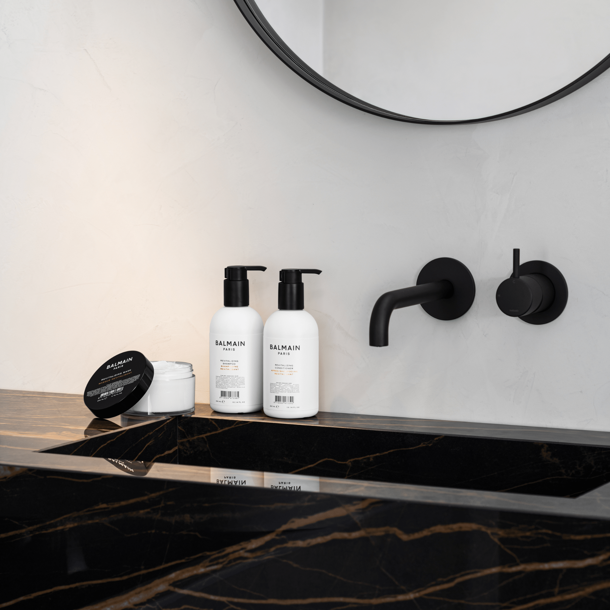 Balmain. Shampoing Regénérant Revitalisant - 300 ml (Lancement le 30 Octobre) - Concept C. Shop