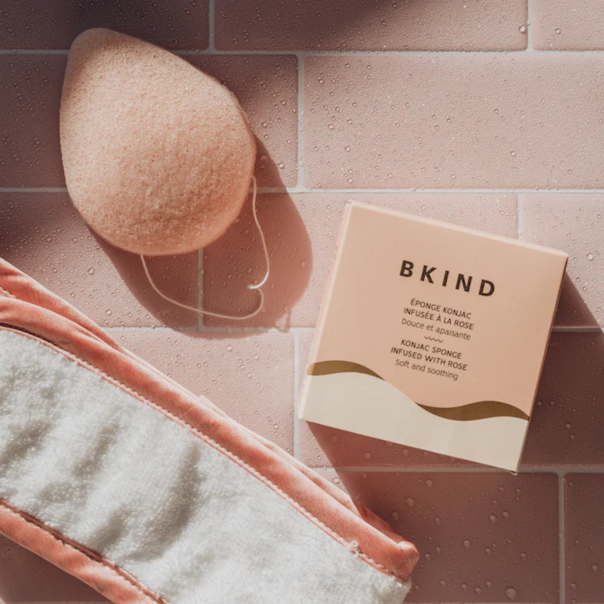 BKIND. Éponge Konjac Nettoyante - Rose Apaisante - Concept C. Shop