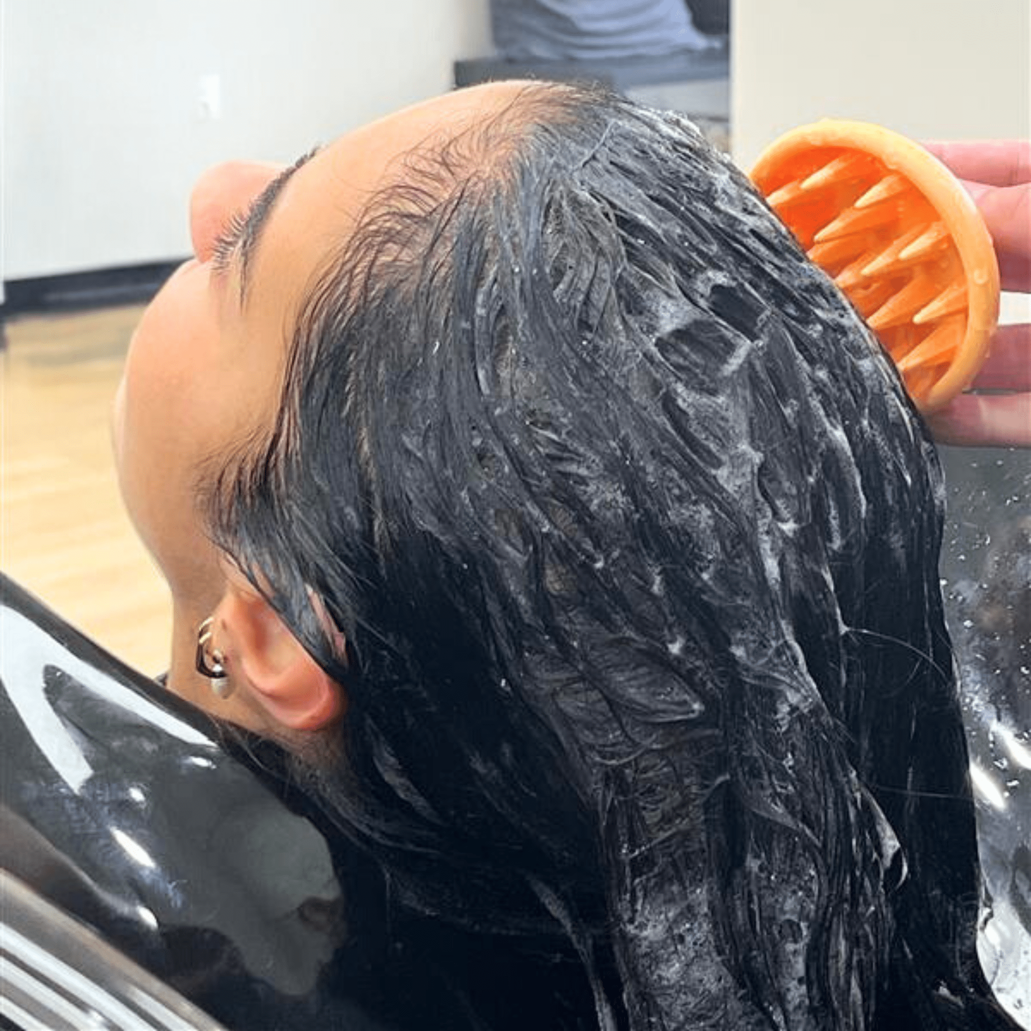 Concept C. Brosse Capillaire en Silicone - Orange - Concept C. Shop