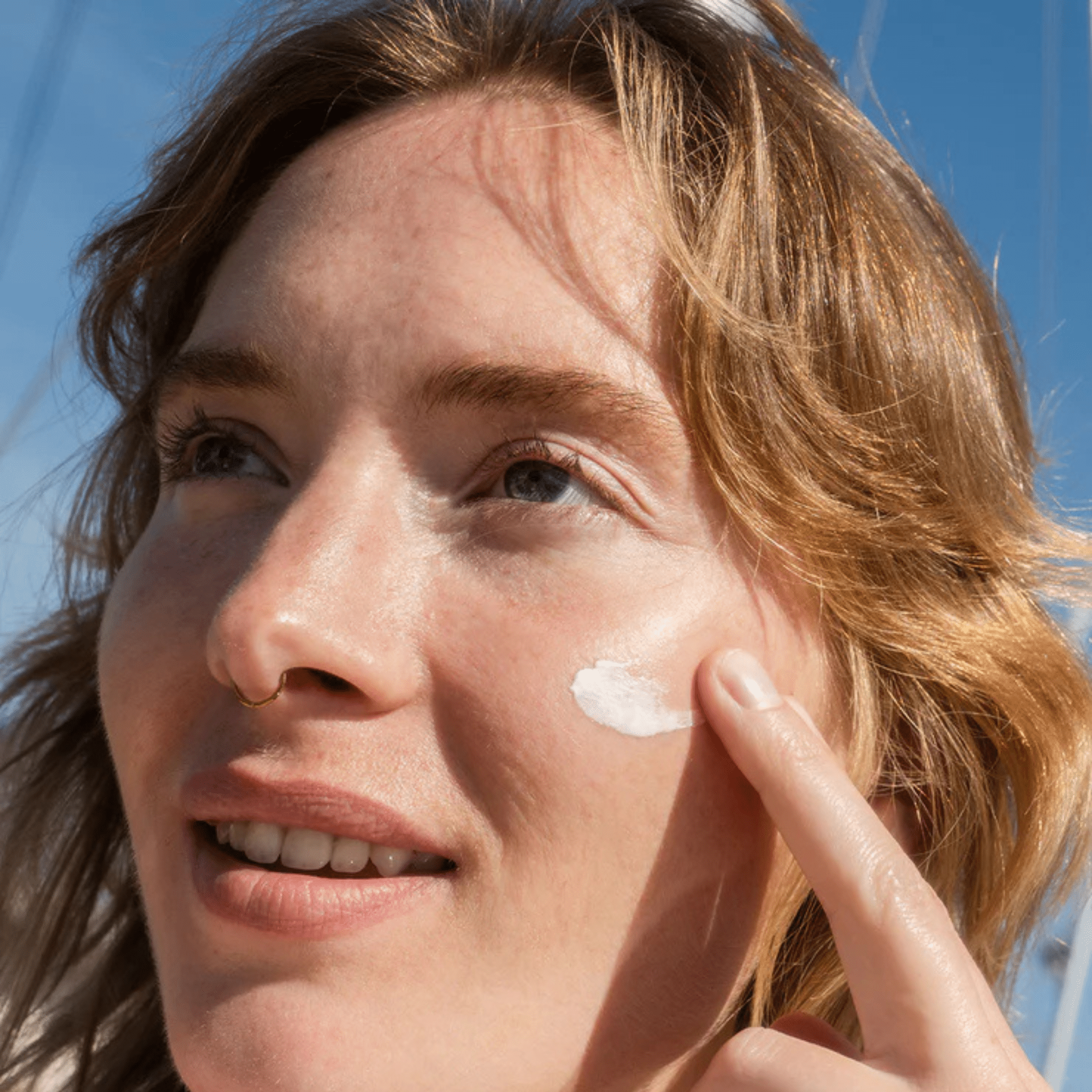Coola. Crème Solaire pour le Visage Thé Blanc FPS 50 - 50 ml - Concept C. Shop