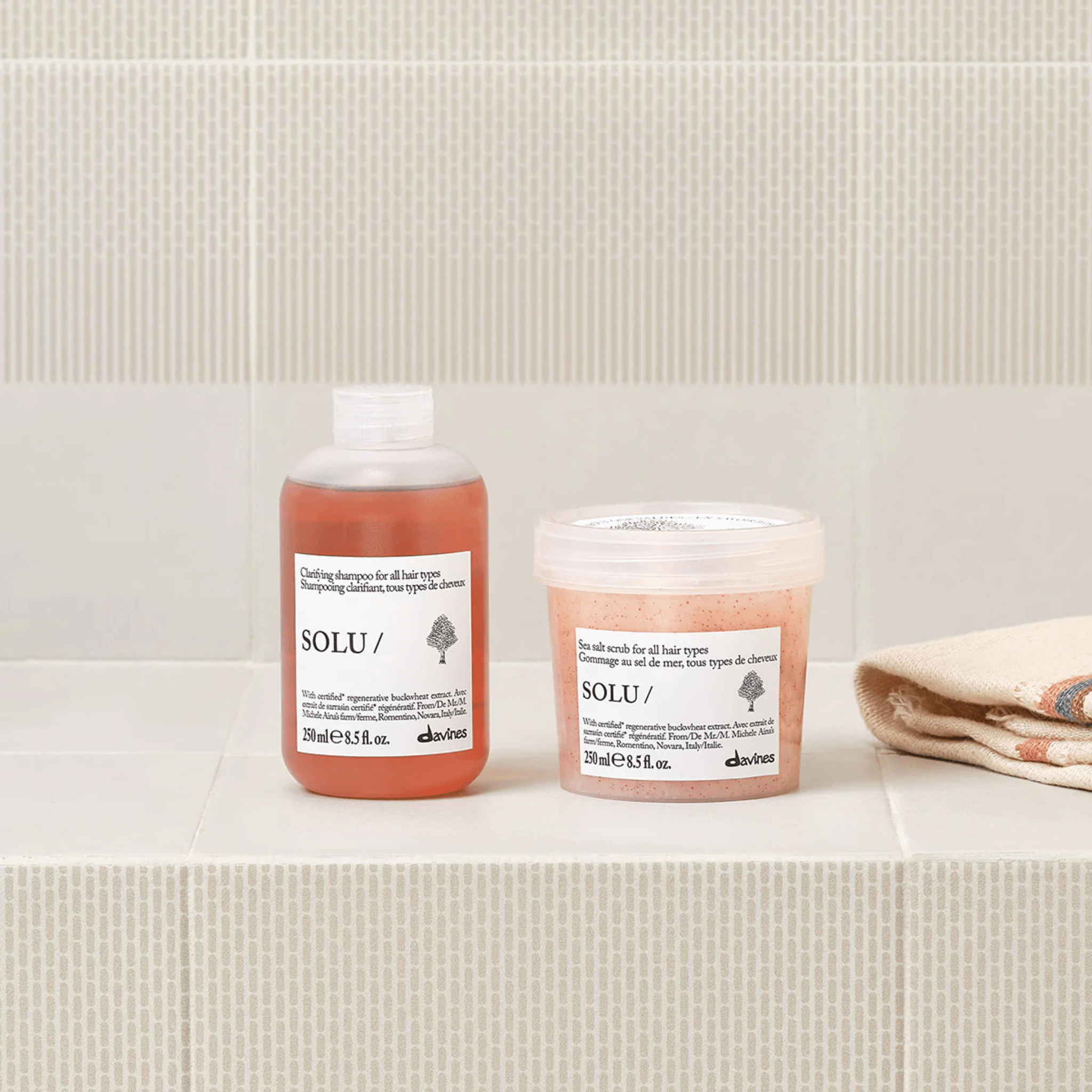 Davines. Shampoing Clarifiant Solu Essential Hair Care - 250 ml - Concept C. Shop