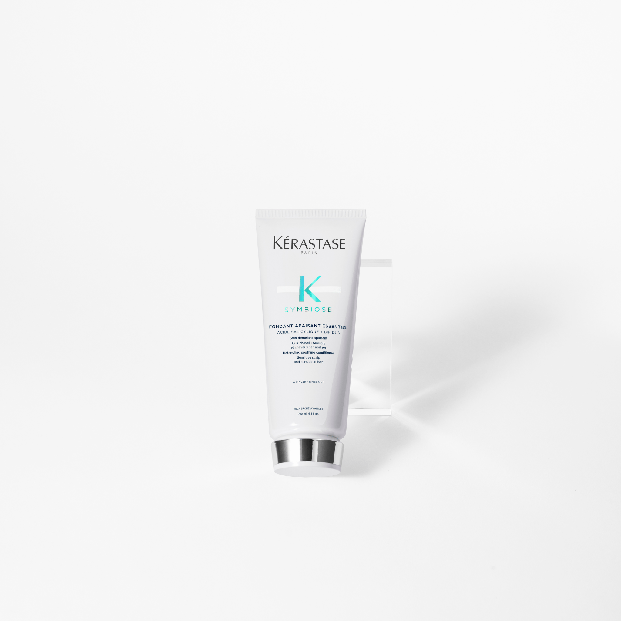 Kérastase. Symbiose Fondant Apaisant Essentiel - 200 ml - Concept C. Shop