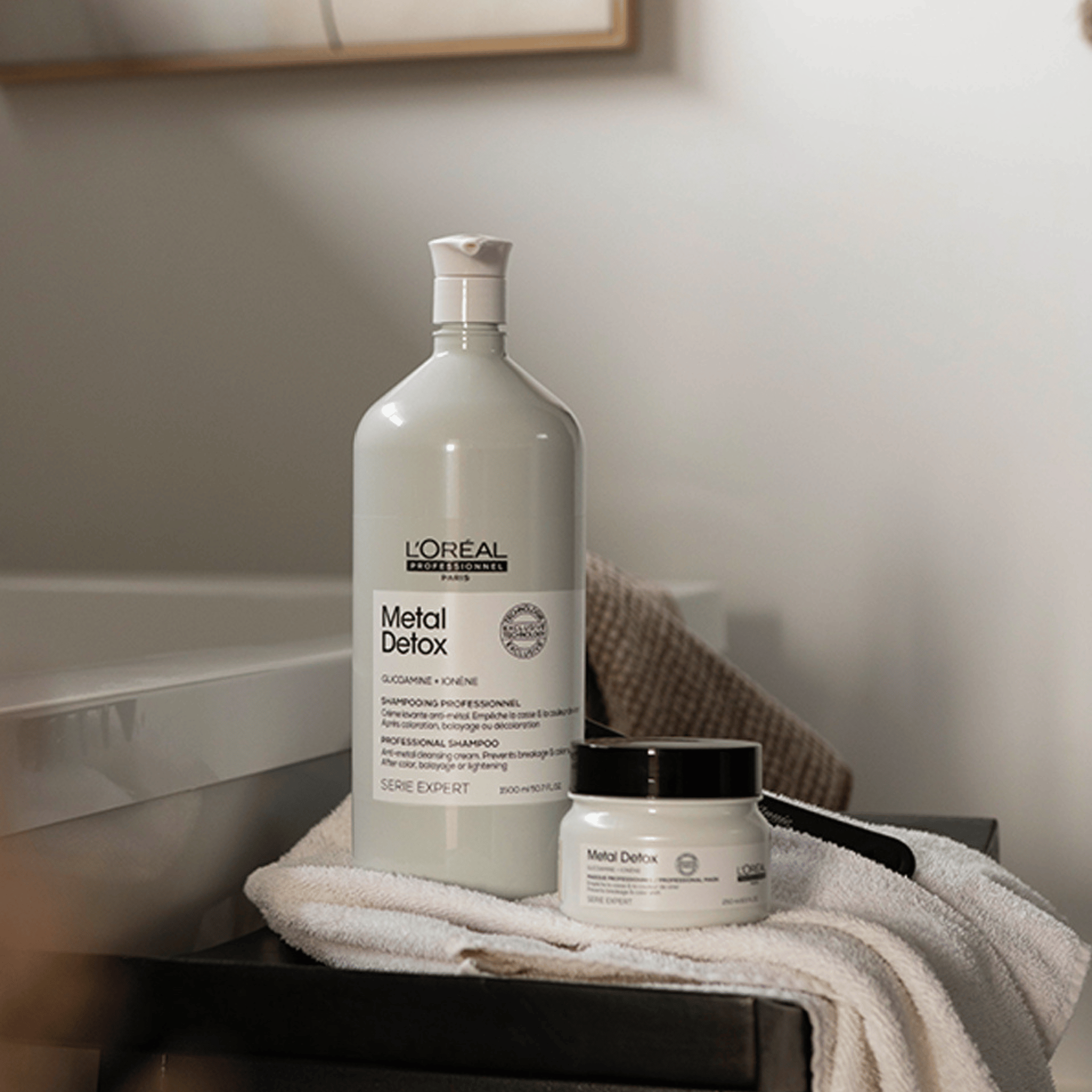 L'Oréal. Série Expert Shampoing - Crème Metal Detox - 1500 ml - Concept C. Shop