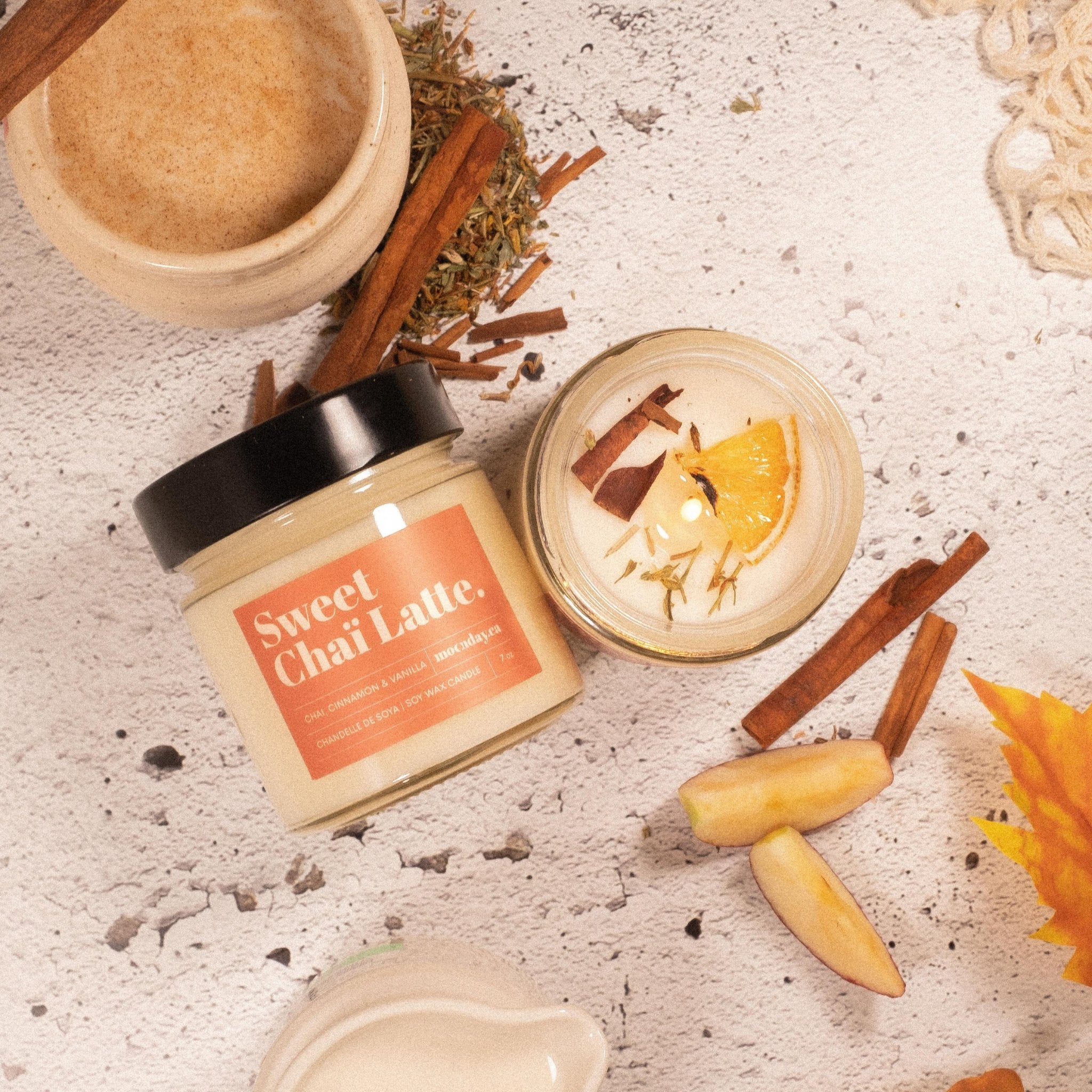 Moonday. Chandelle de Soya Sweet ChaĂŻ Latte - 190g / 45h - Concept C. Shop
