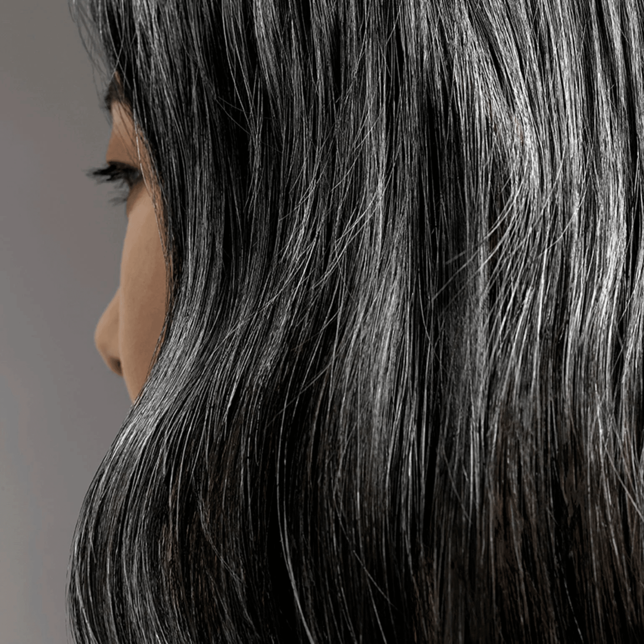 Oribe. Shampoing Illuminateur Silverati - 250 ml - Concept C. Shop