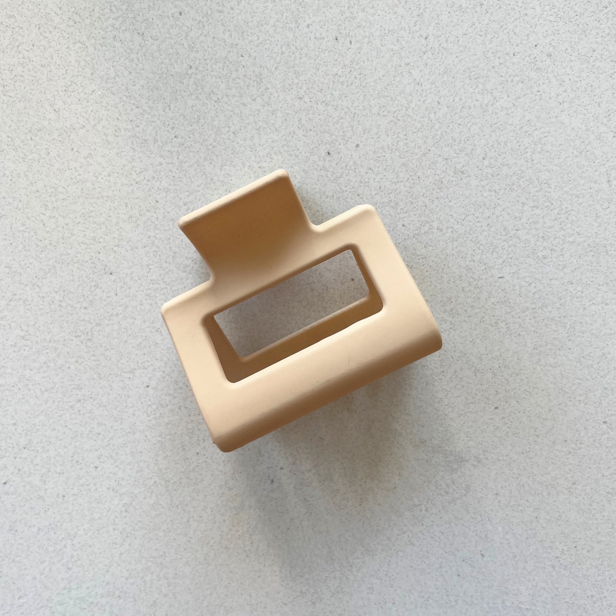 Concept C. Pince Carrée Mate Beige - 6 cm - Concept C. Shop