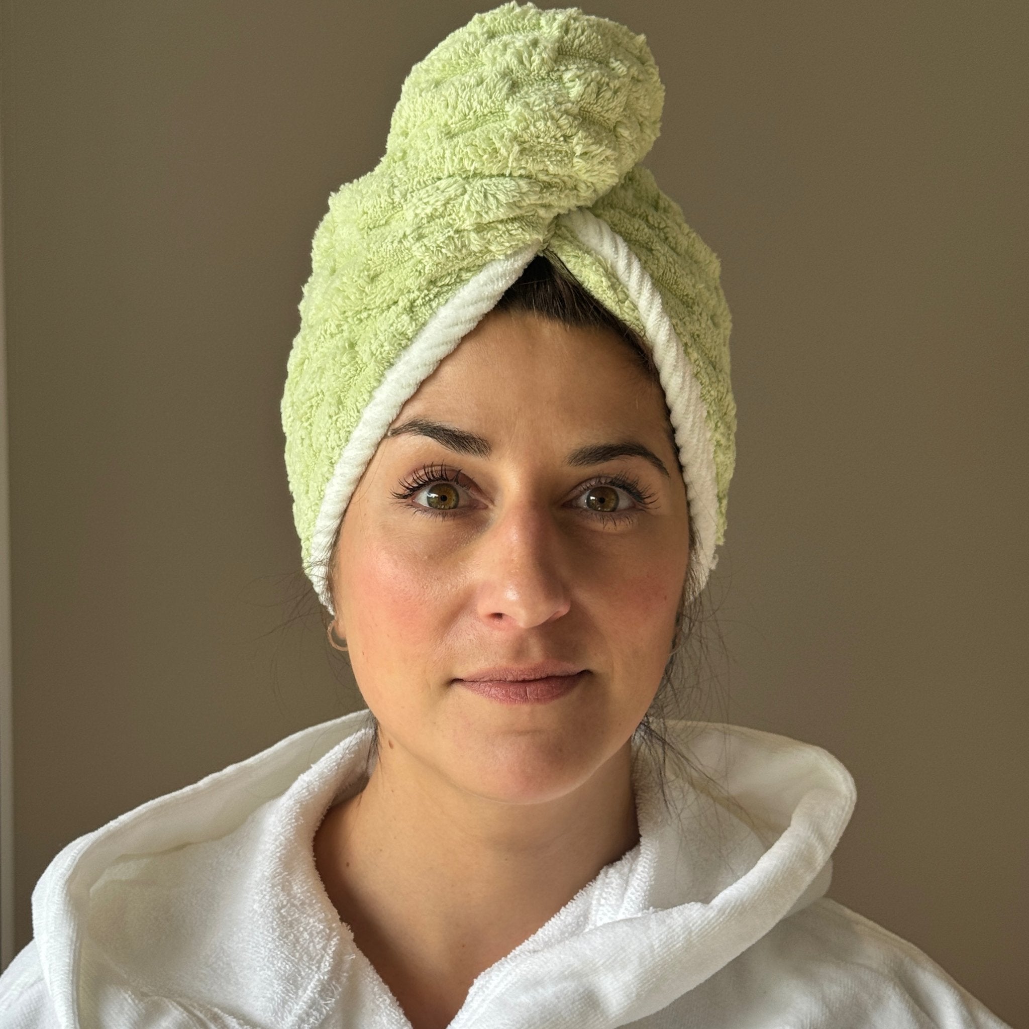 Concept C. Serviette de Tête en Microfibre luxueuse - Vert - Concept C. Shop