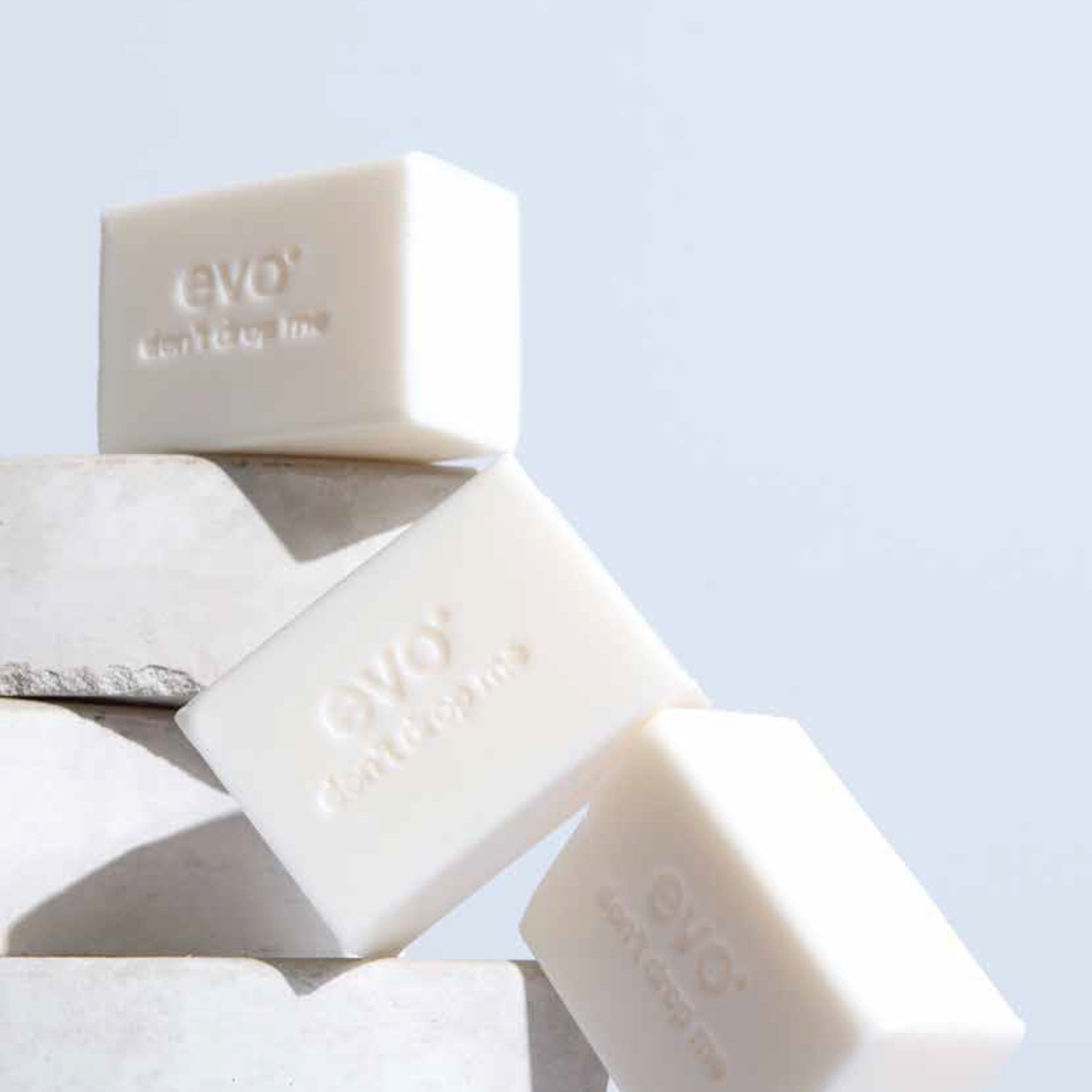 Evo. Cake Savon Visage & Corps - 310 gr - Concept C. Shop
