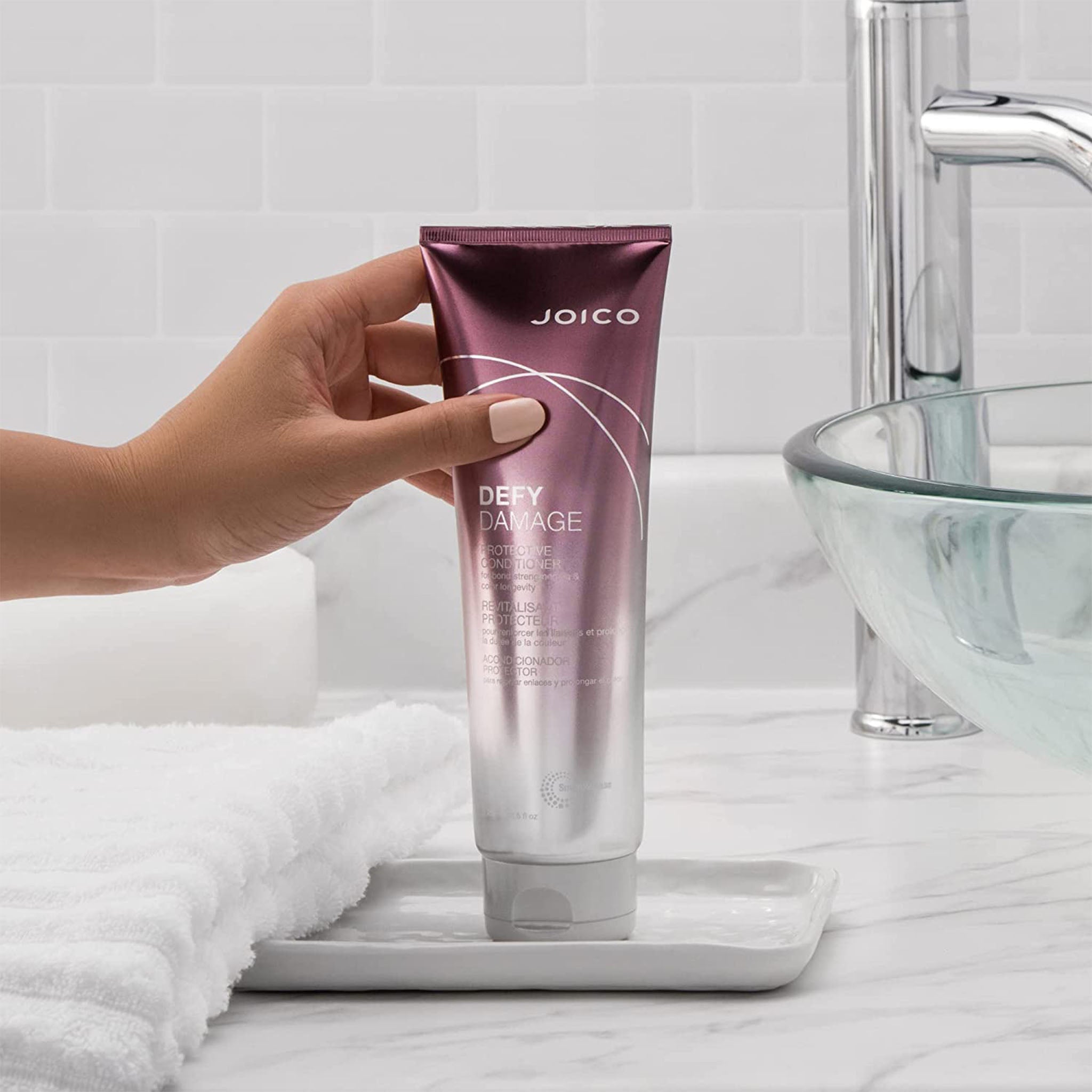 Joico. Revitalisant Protecteur Defy Damage - 250 ml - Concept C. Shop