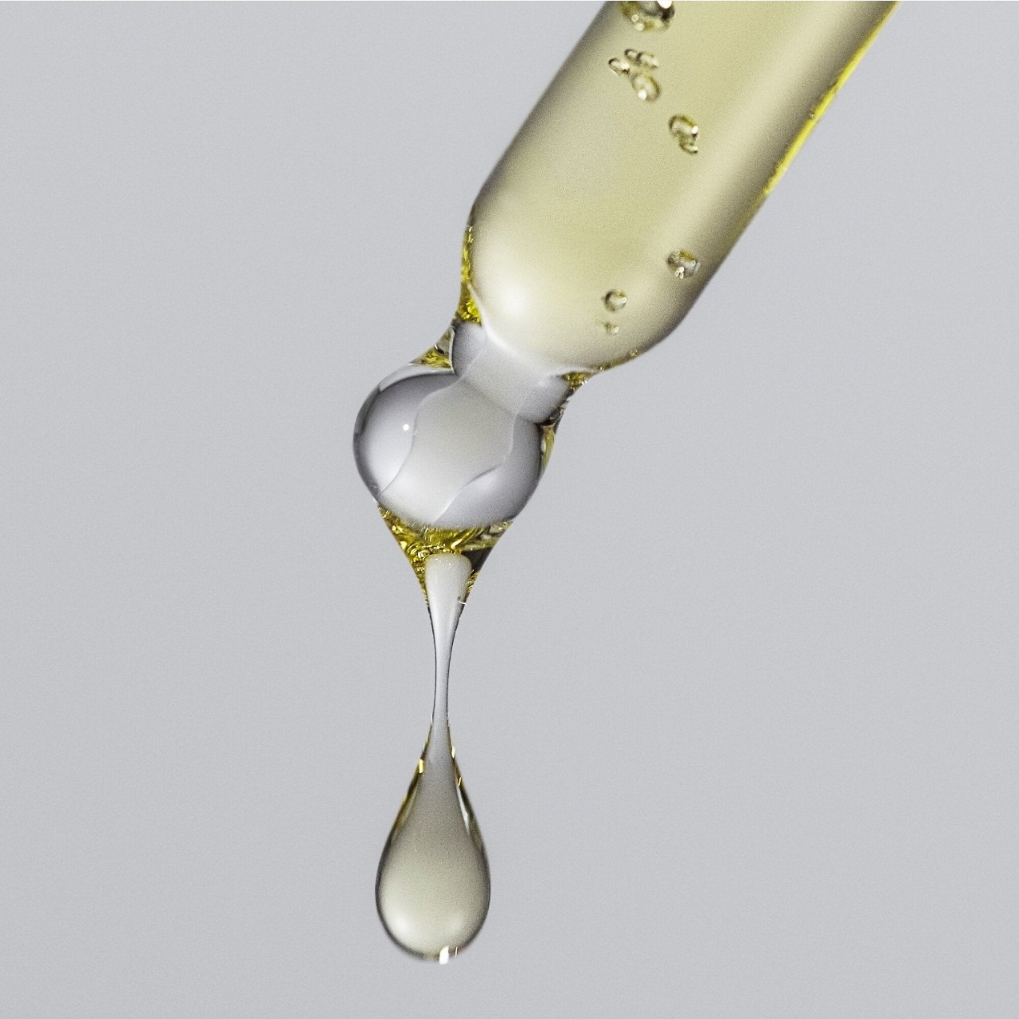 Living Proof. Huile Pour Cheveux Sans Silicone No Frizz - 50 ml - Concept C. Shop
