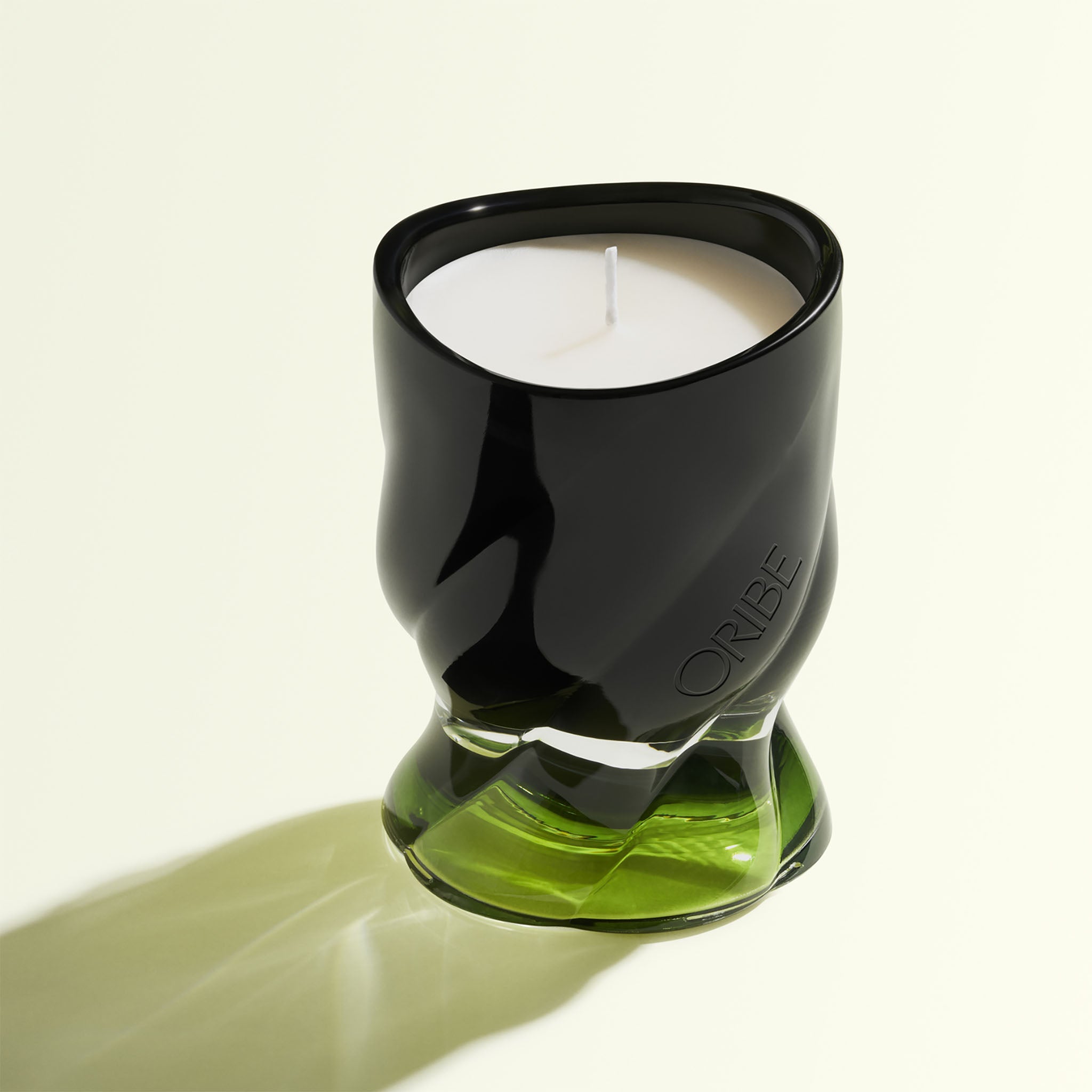 Oribe. Chandelle Parfumée Desertland - Concept C. Shop
