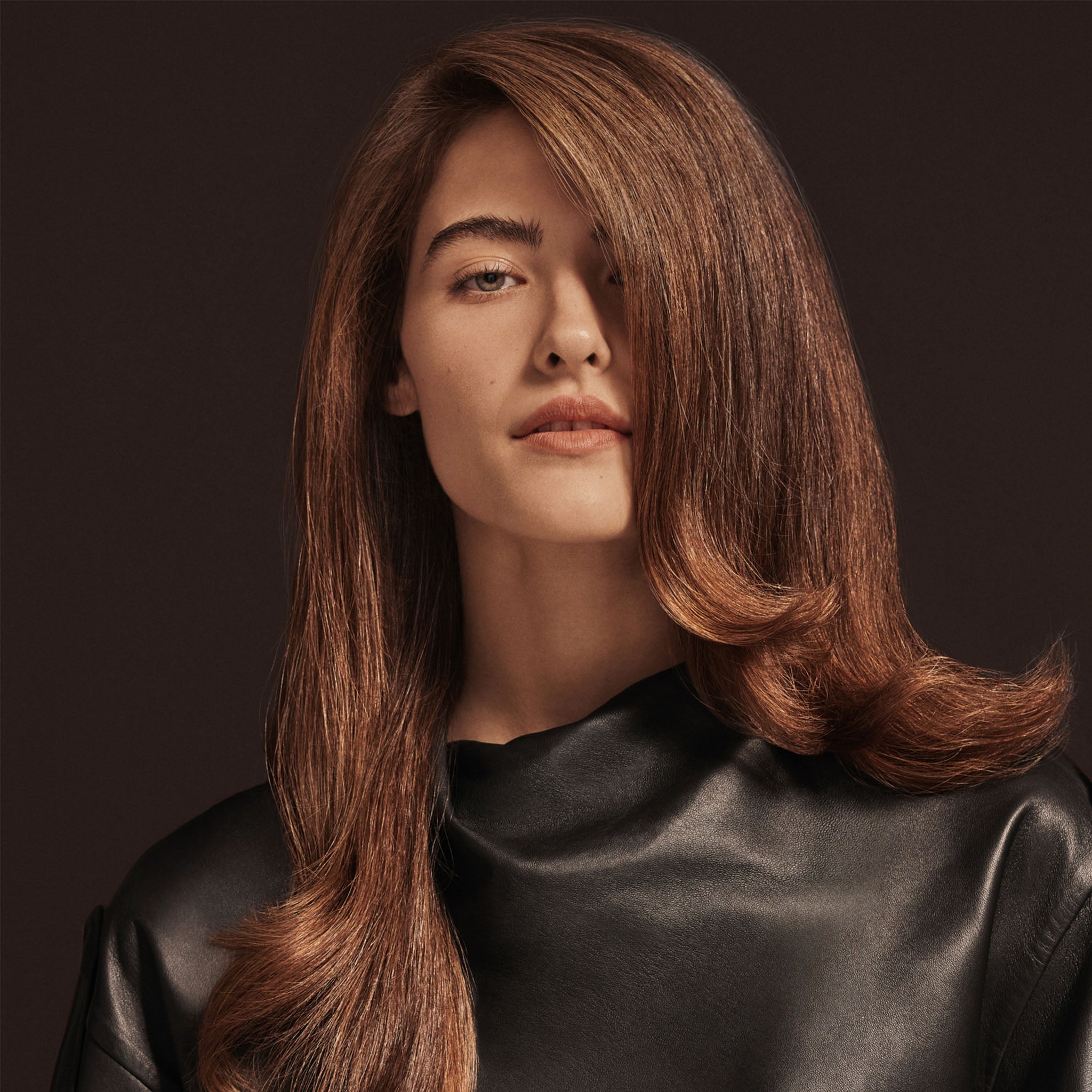 Oribe. Crème Coiffante Transformatrice Imperial Blowout - 150 ml - Concept C. Shop
