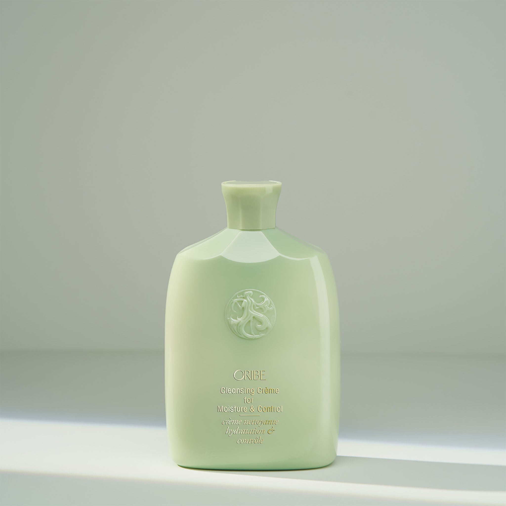 Oribe. Crème Nettoyante pour Hydratation et Contrôle - 250 ml - Concept C. Shop