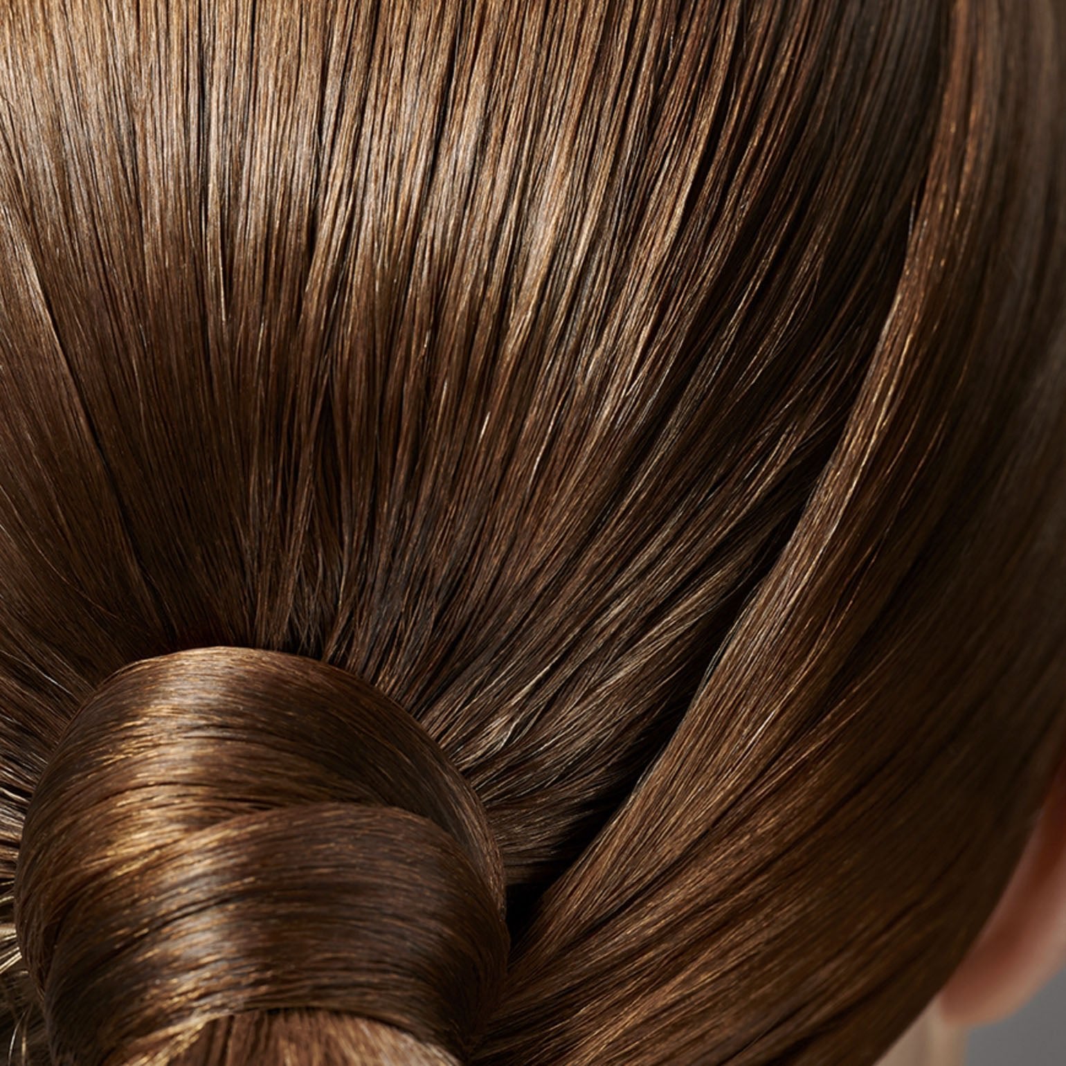 Oribe. Fixatif à Tenue Forte Superfine Strong - 300 ml - Concept C. Shop