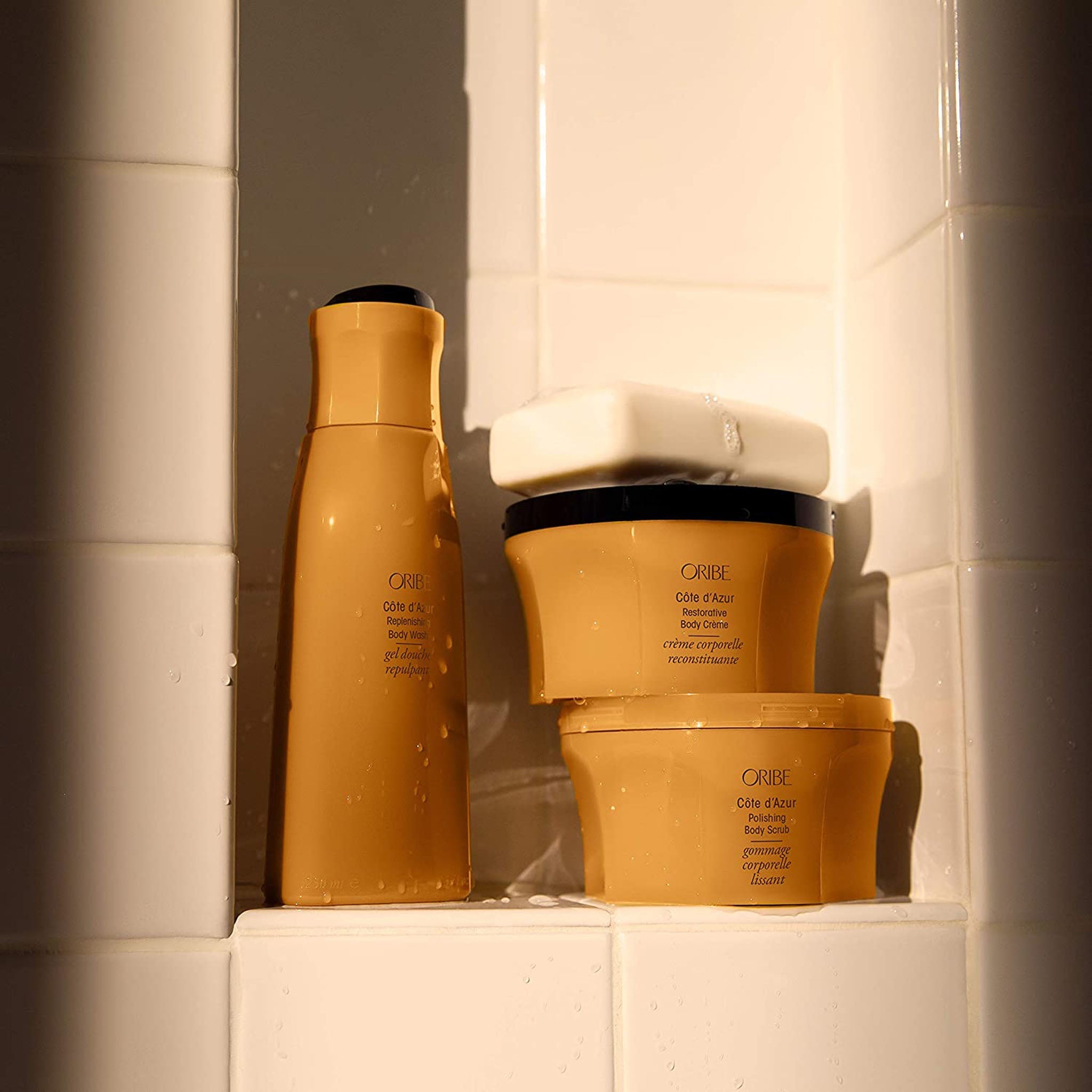 Oribe. Gel Douche Repulpant Côte d'Azur - 250 ml - Concept C. Shop