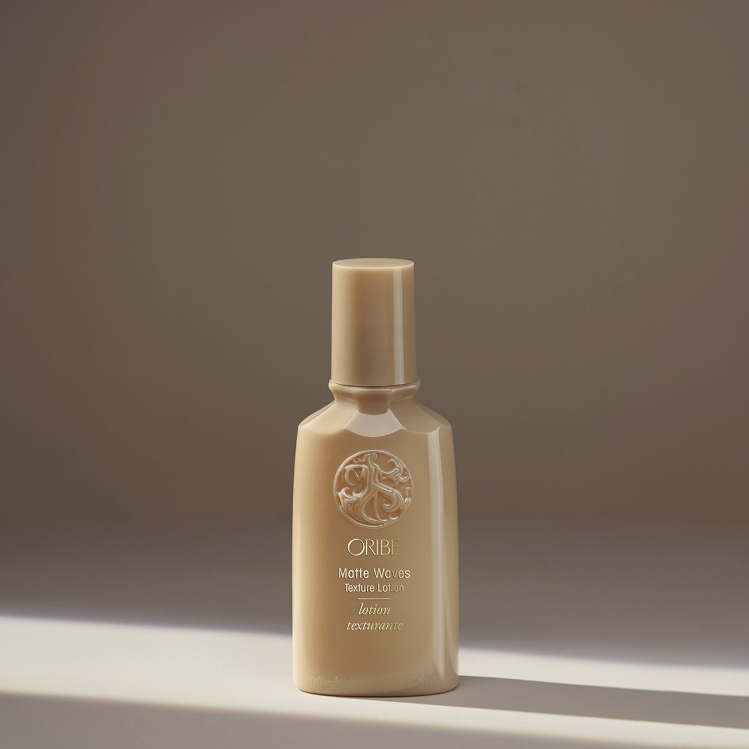 Oribe. Lotion Texturante Matte Waves - 100 ml - Concept C. Shop