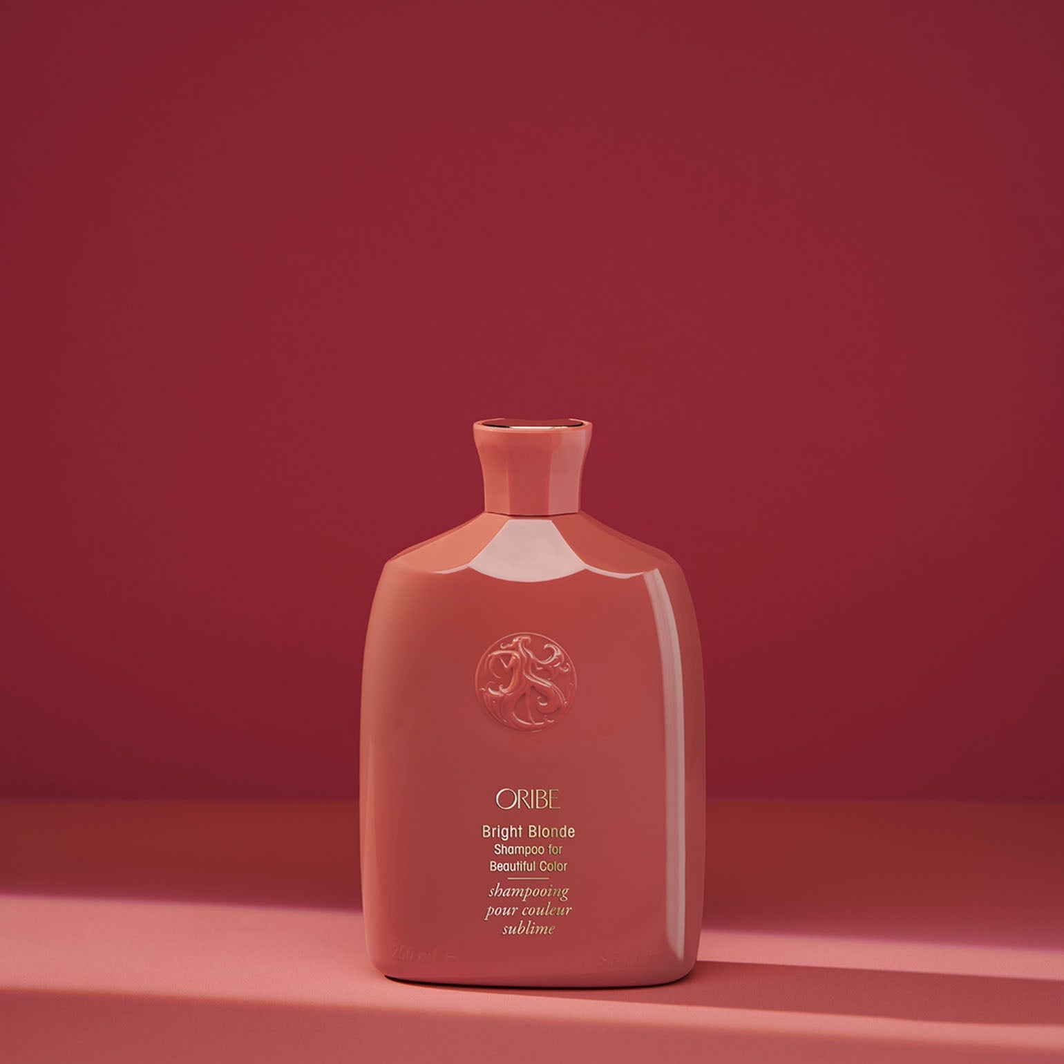 Oribe. Shampoing pour Couleur Sublime Bright Blonde - 250 ml - Concept C. Shop