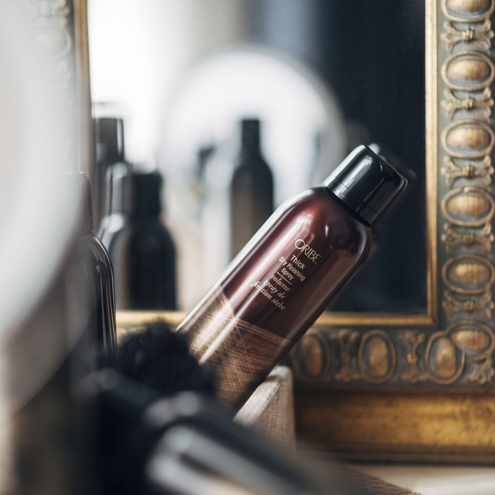 Oribe. Spray de Finition Sèche Volume - 75 ml - Concept C. Shop