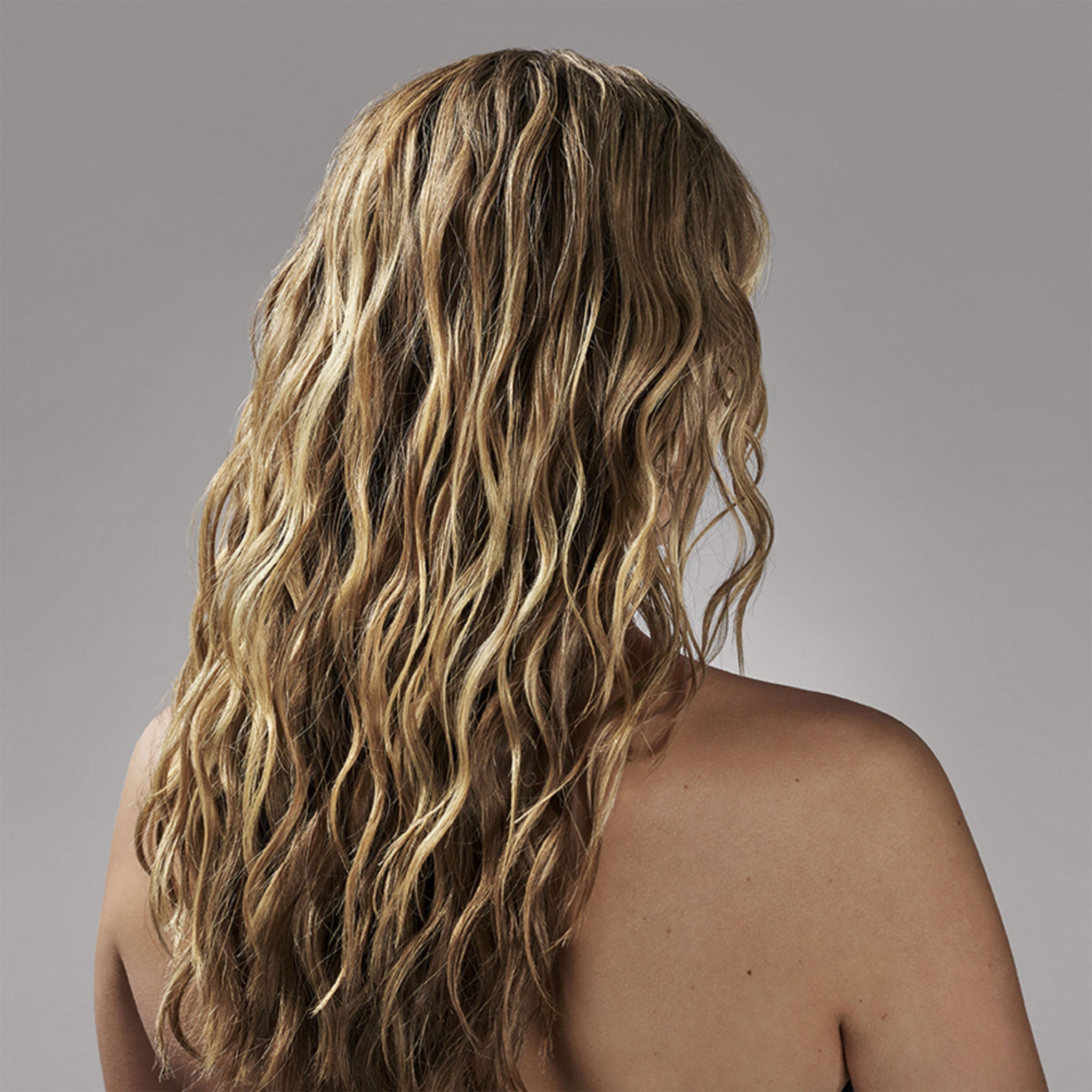 Oribe. Spray Ondulation et Brillance Après Beach - 75 ml - Concept C. Shop