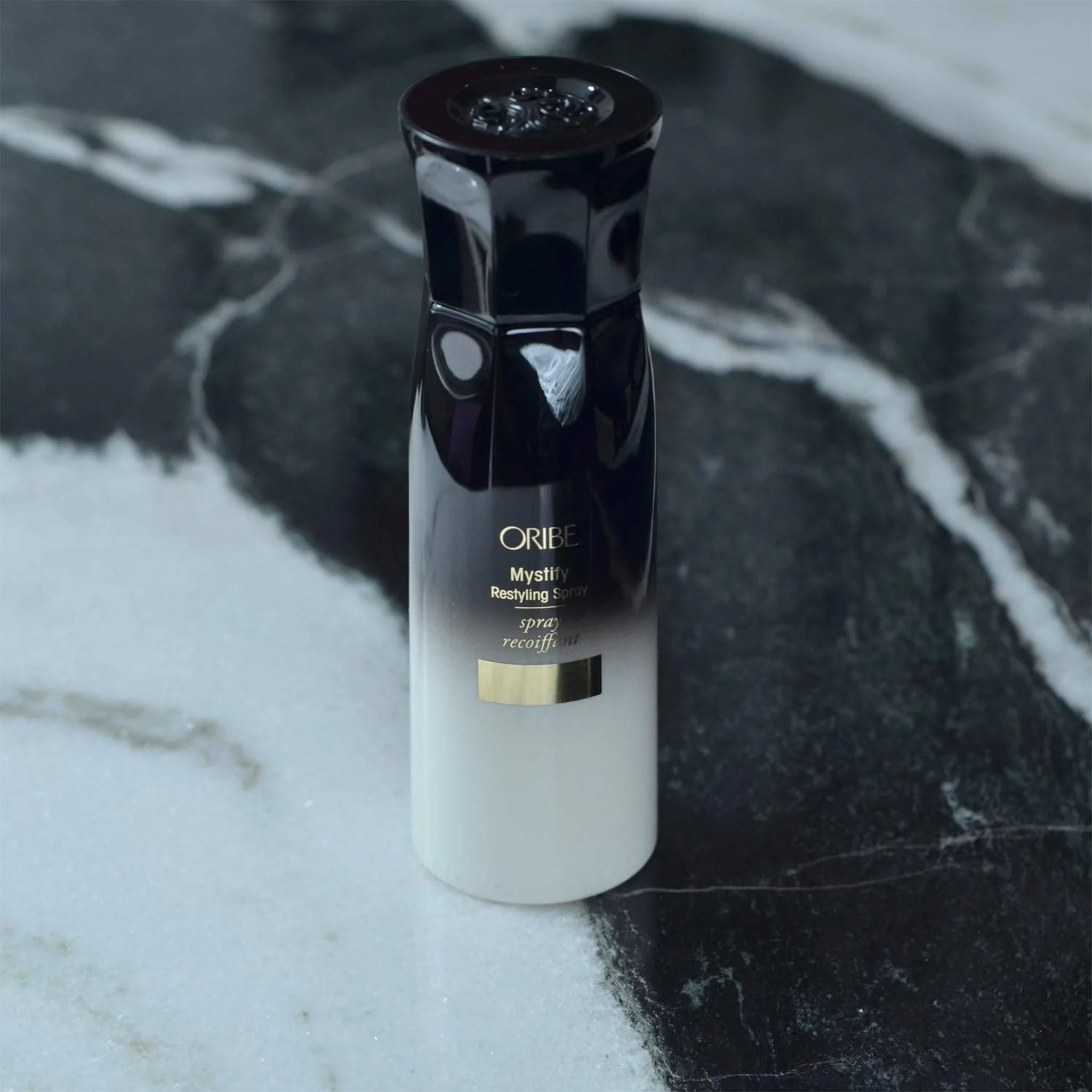 Oribe. Spray Recoiffant Mystify - 50 ml - Concept C. Shop