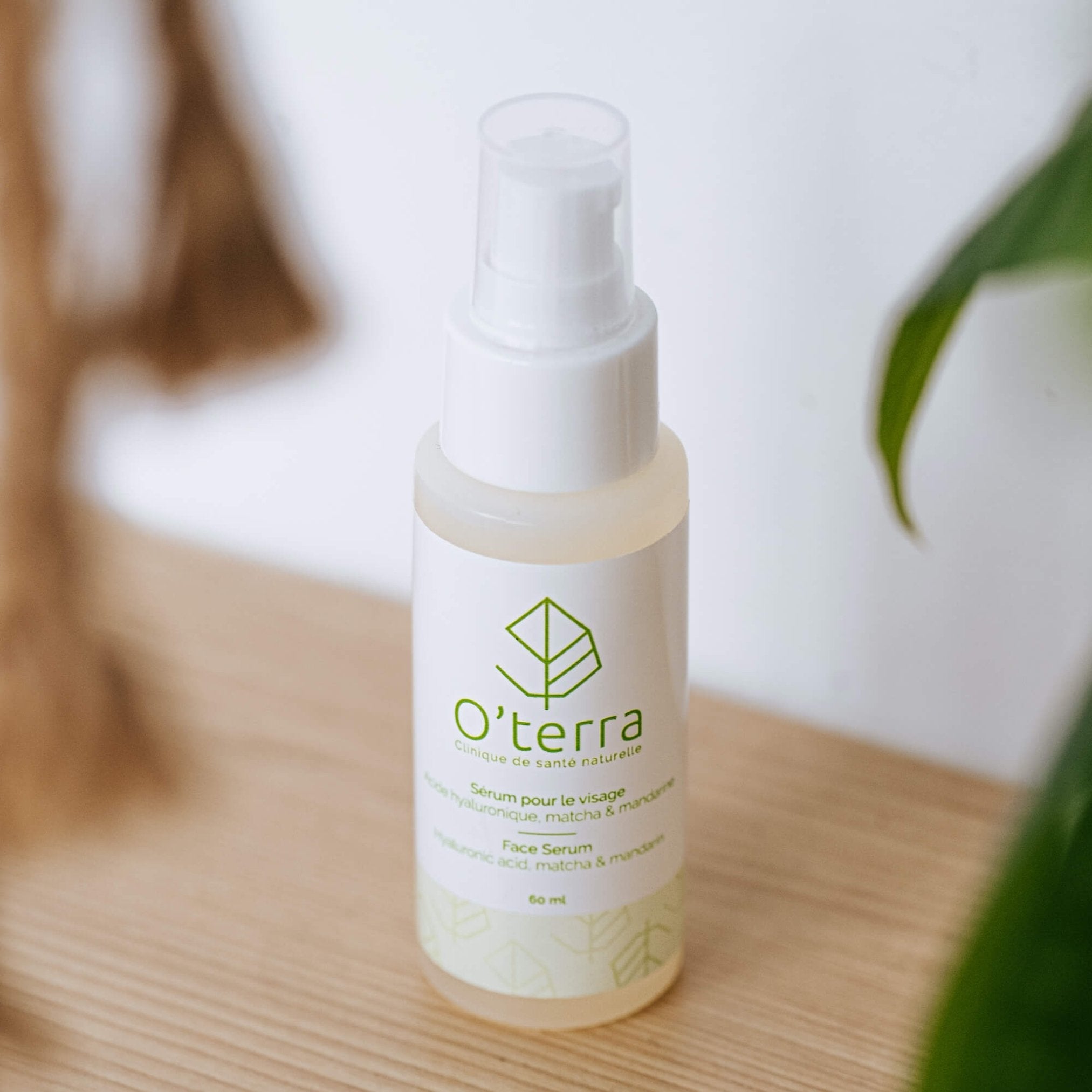 O terra. Hyaluronic Acid and Matcha Face Serum 60ml