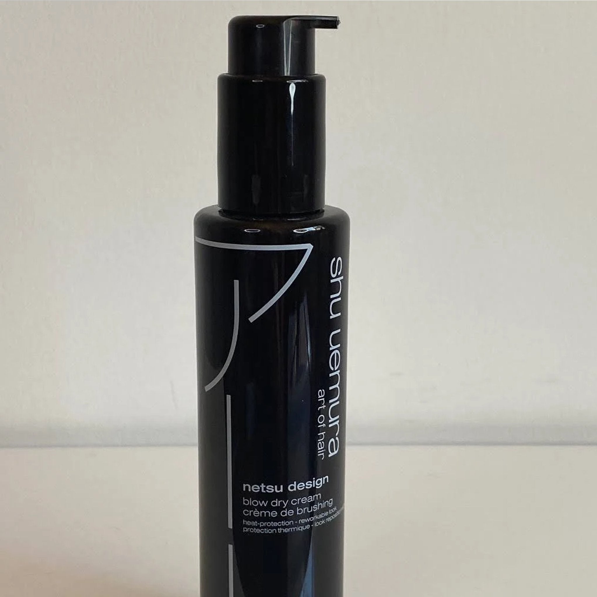 Shu Uemura. Crème de Brushing Netsu Design - 150 ml - Concept C. Shop