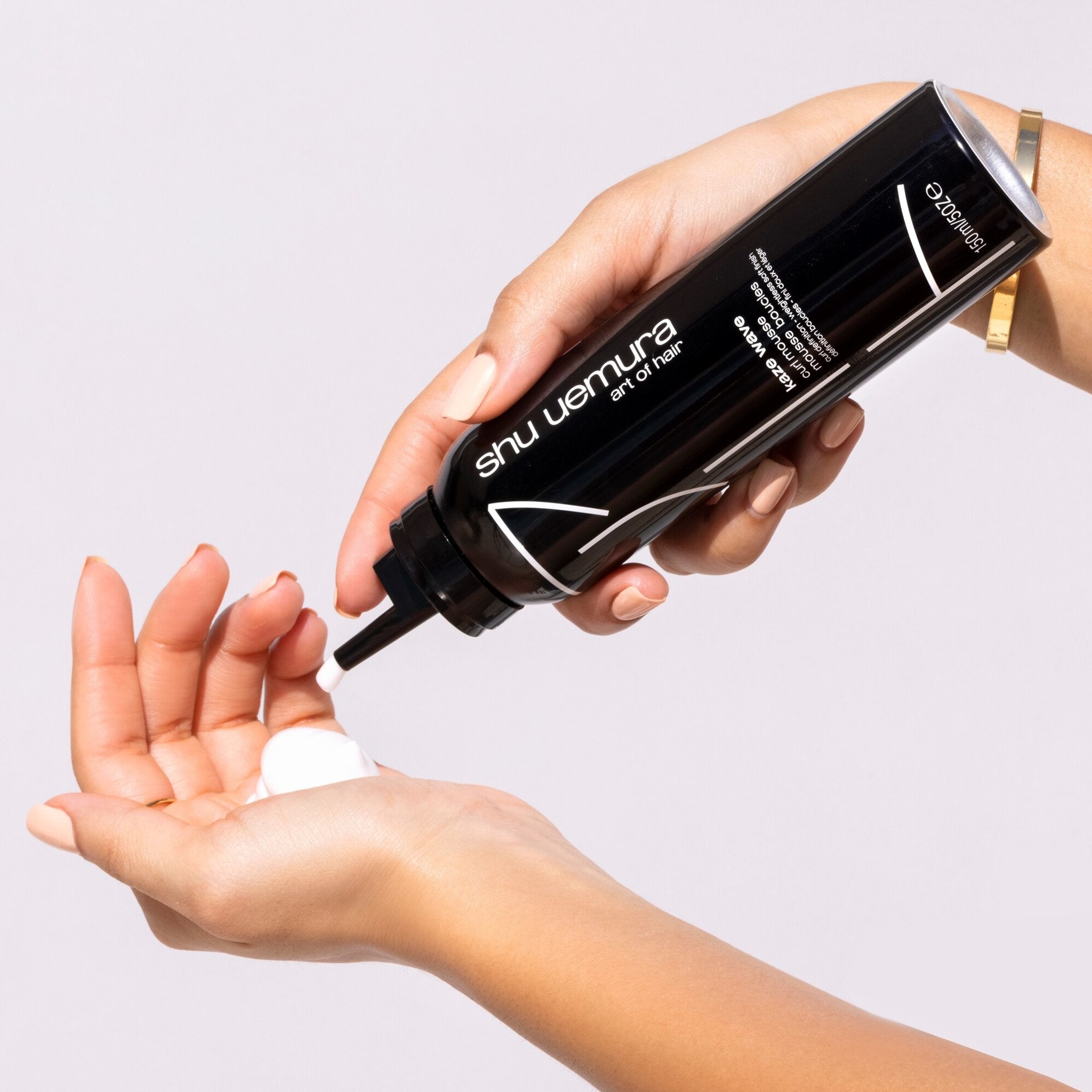 Shu Uemura. Mousse Définition des Boucles Kaze Wave - 150 ml - Concept C. Shop