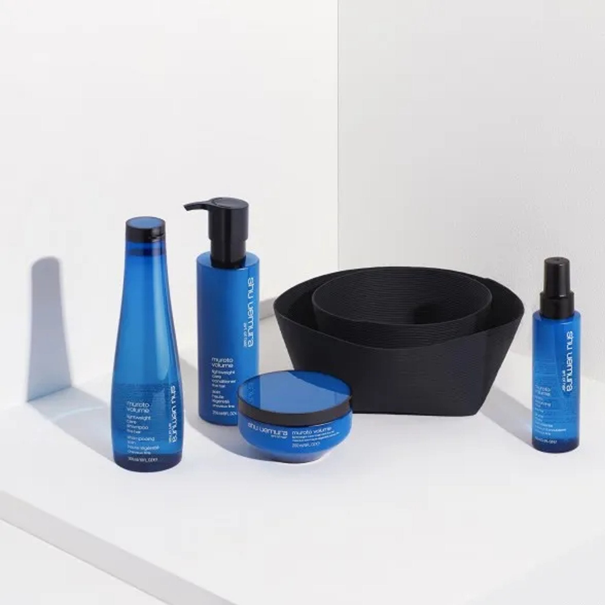 Shu Uemura. Revitalisant Haute Légèreté Muroto Volume - 250 ml - Concept C. Shop