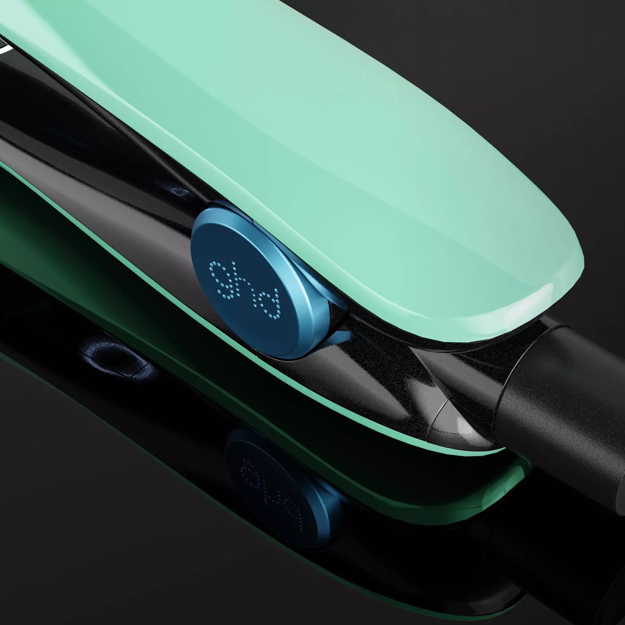 GHD. Gold Limited Edition Flat Iron - Jelly Mint