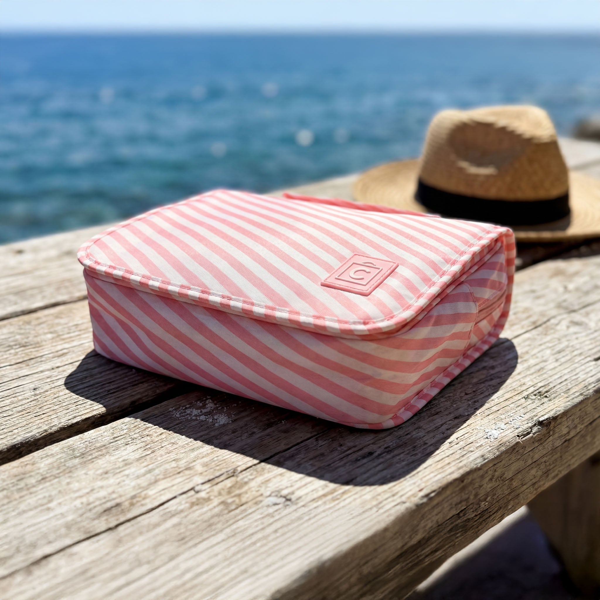 Concept C. Trousse De Voyage - Rayures Roses - Concept C. Shop