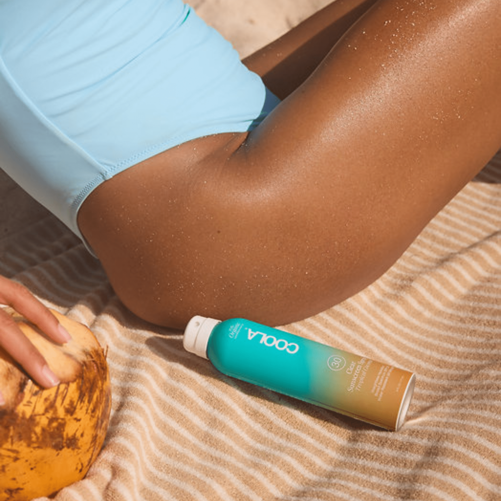 Coola. Écran Solaire en Spray Noix de Coco Tropicale FPS 30 - 177 ml - Concept C. Shop