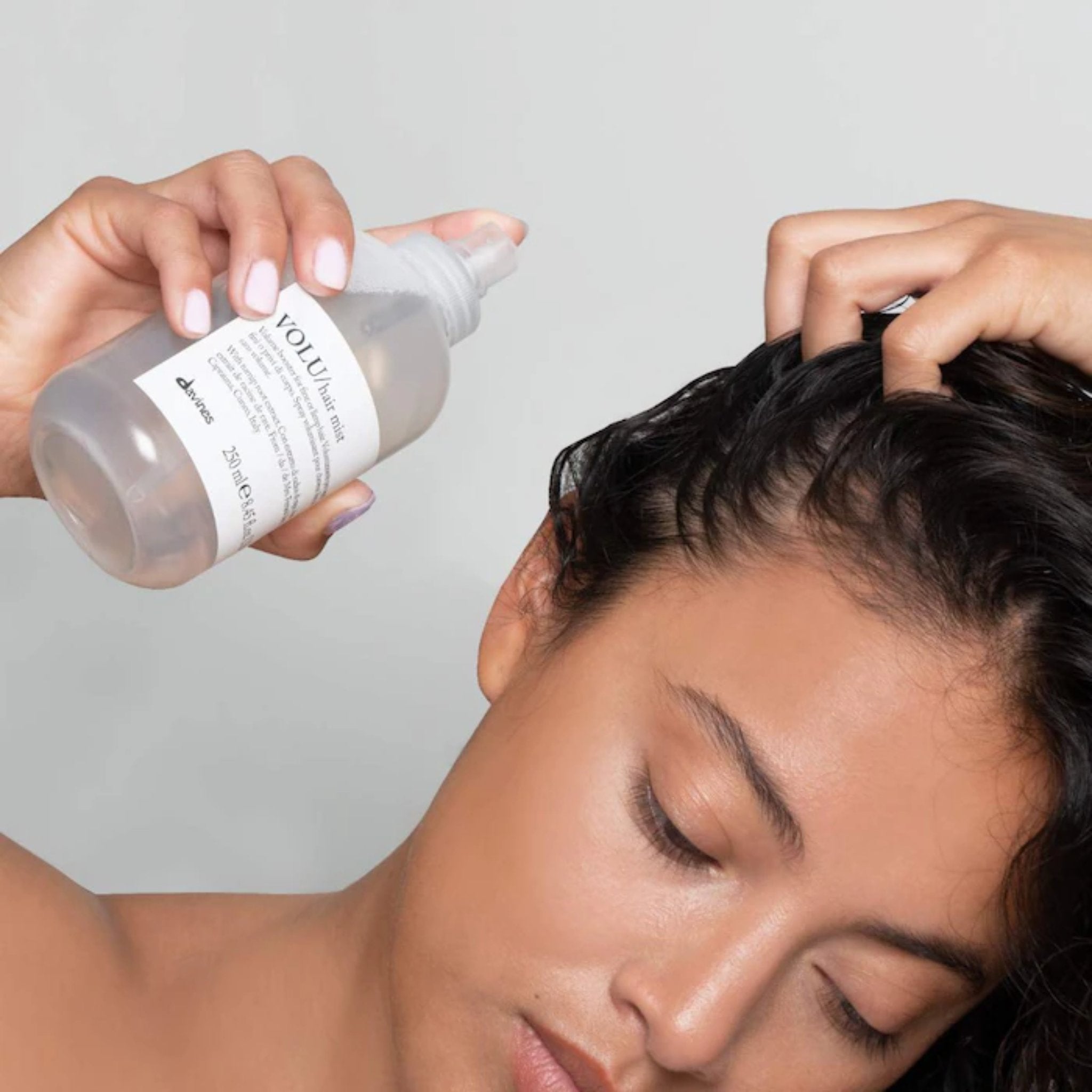 Davines. Brume Volumisante VOLU - 250 ml - Concept C. Shop