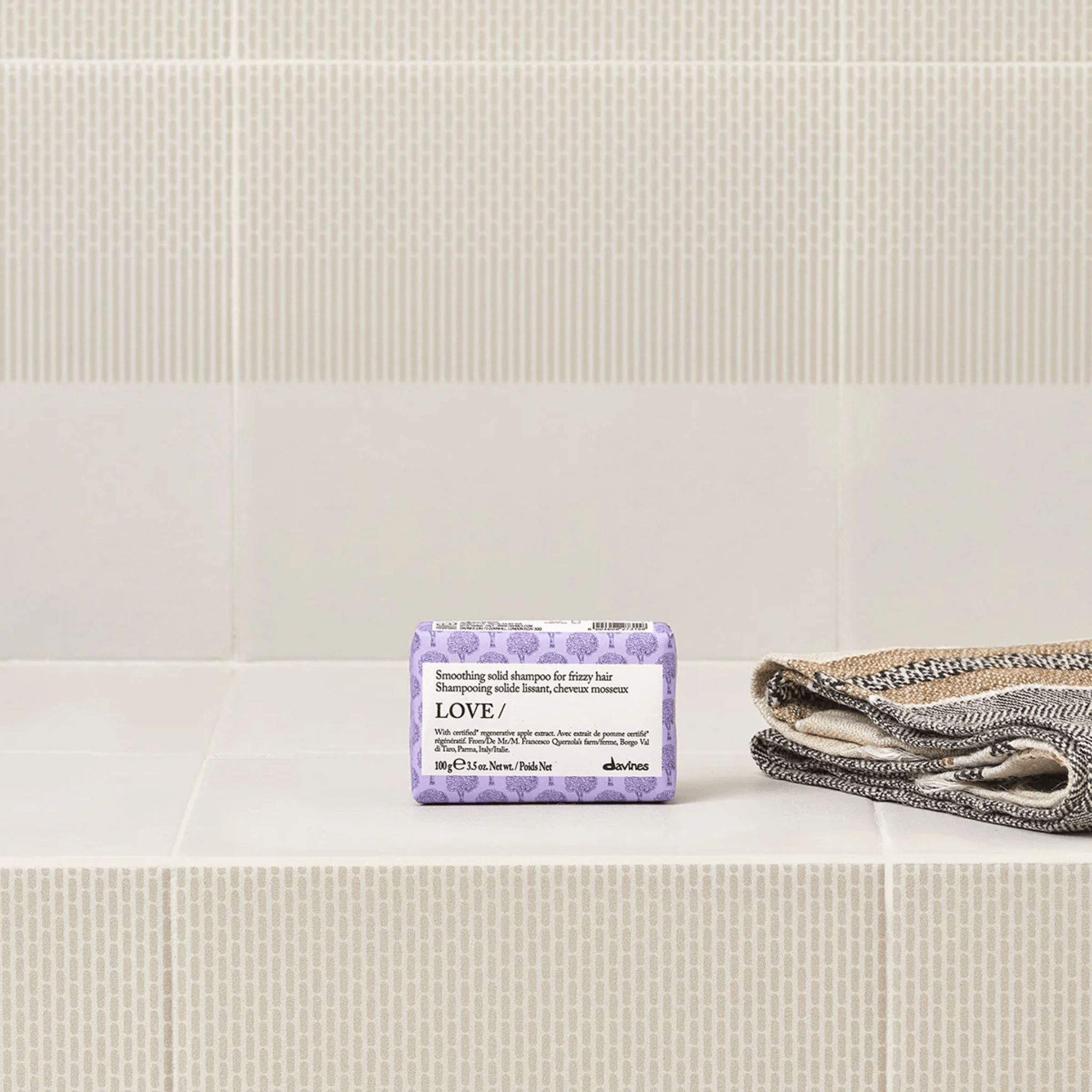 Davines. Shampoing Lissant en Barre LOVE Smoothing - 100 gr - Concept C. Shop
