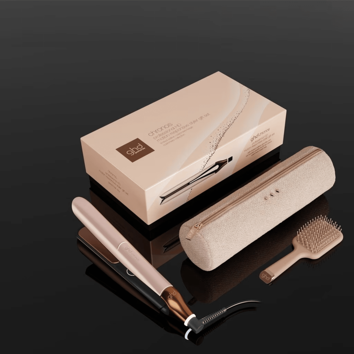 GHD. Coffret Des Fêtes Fer Plat Chronos - Cashmere - Concept C. Shop