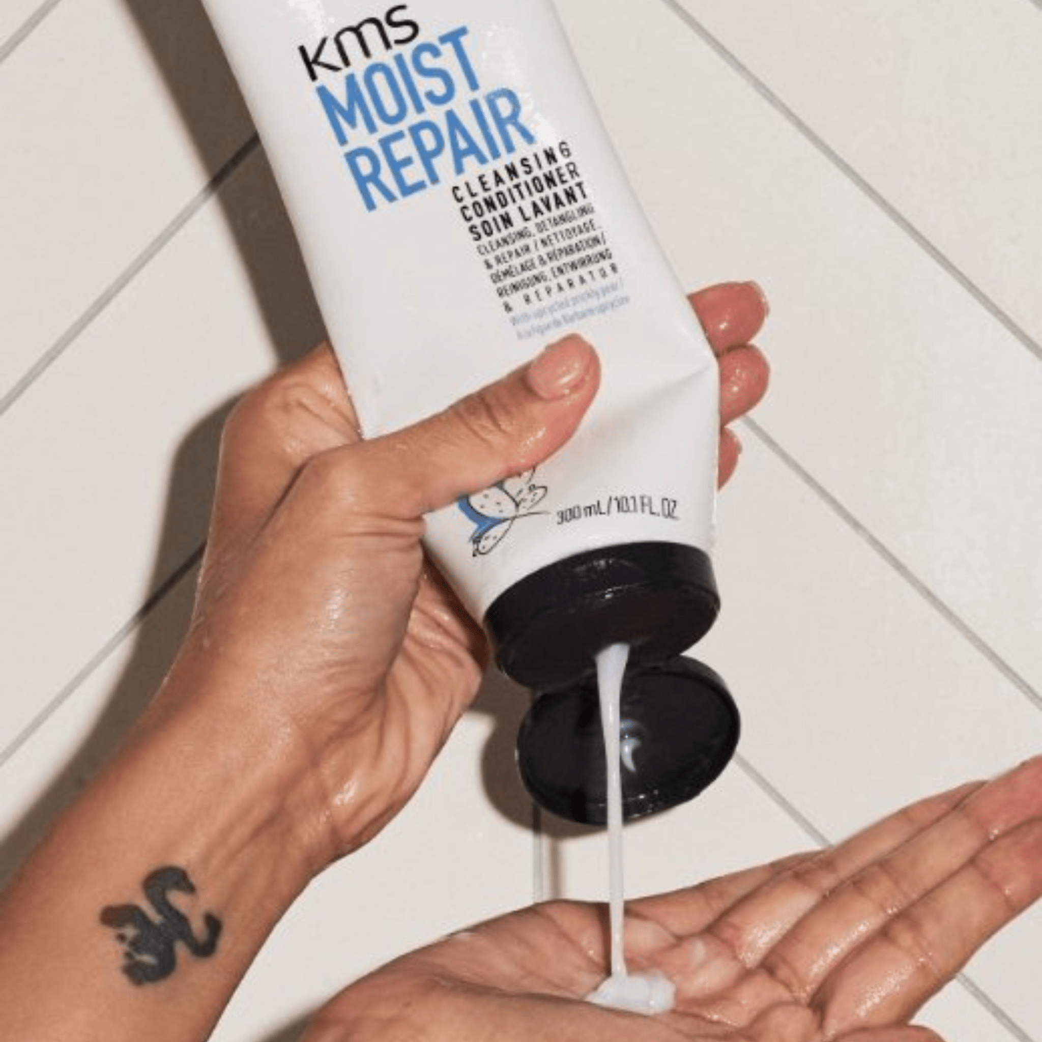 KMS. Revitalisant Nettoyant, Démêlant et Réparateur Moist Repair - 275 ml - Concept C. Shop