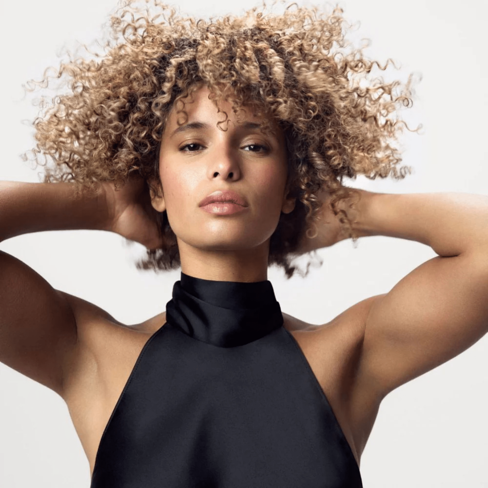 Oligo. Shampoing Bleu Blacklight - 60 ml - Concept C. Shop