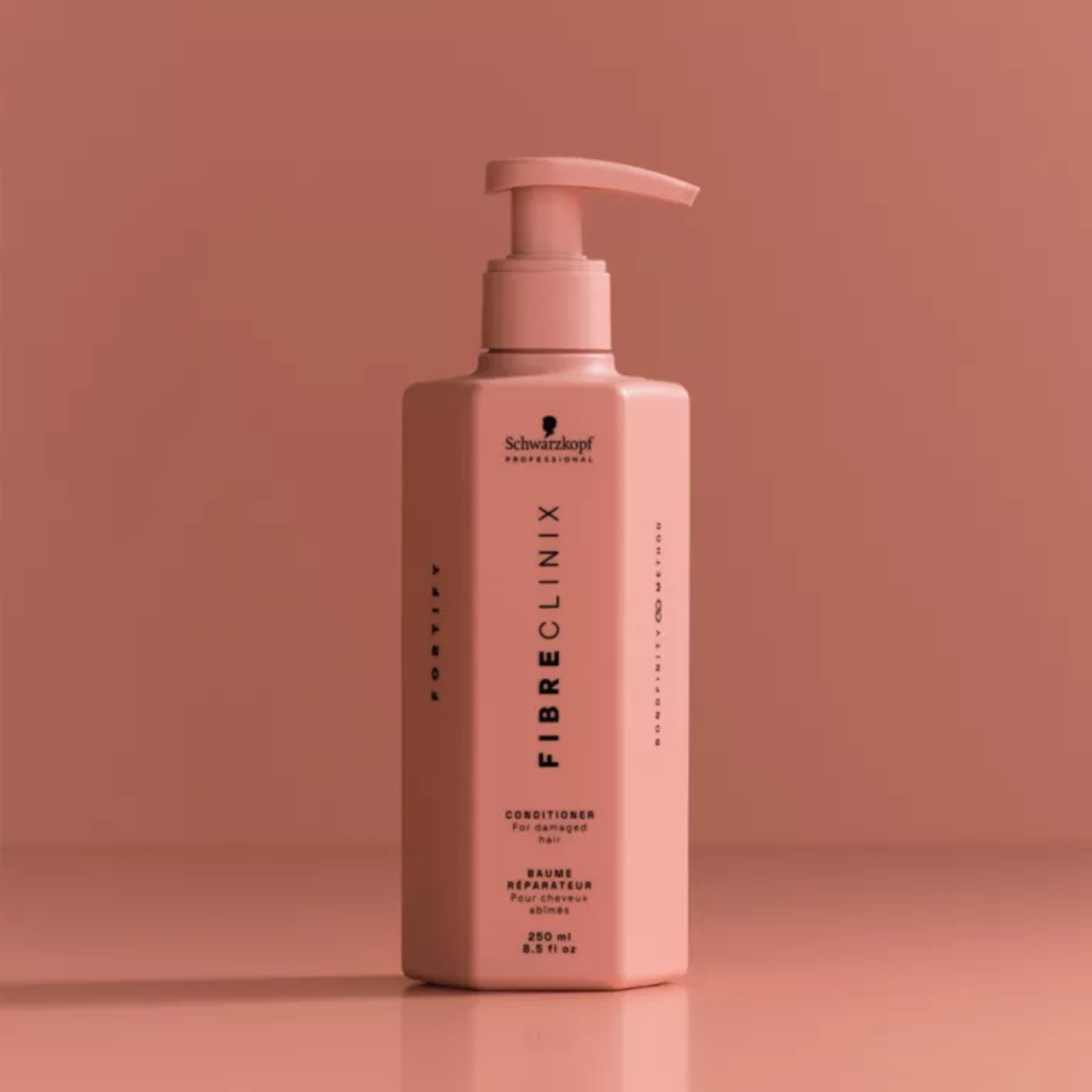 Schwarzkopf. Revitalisant Réparateur Fibre Clinix - 250 ml - Concept C. Shop