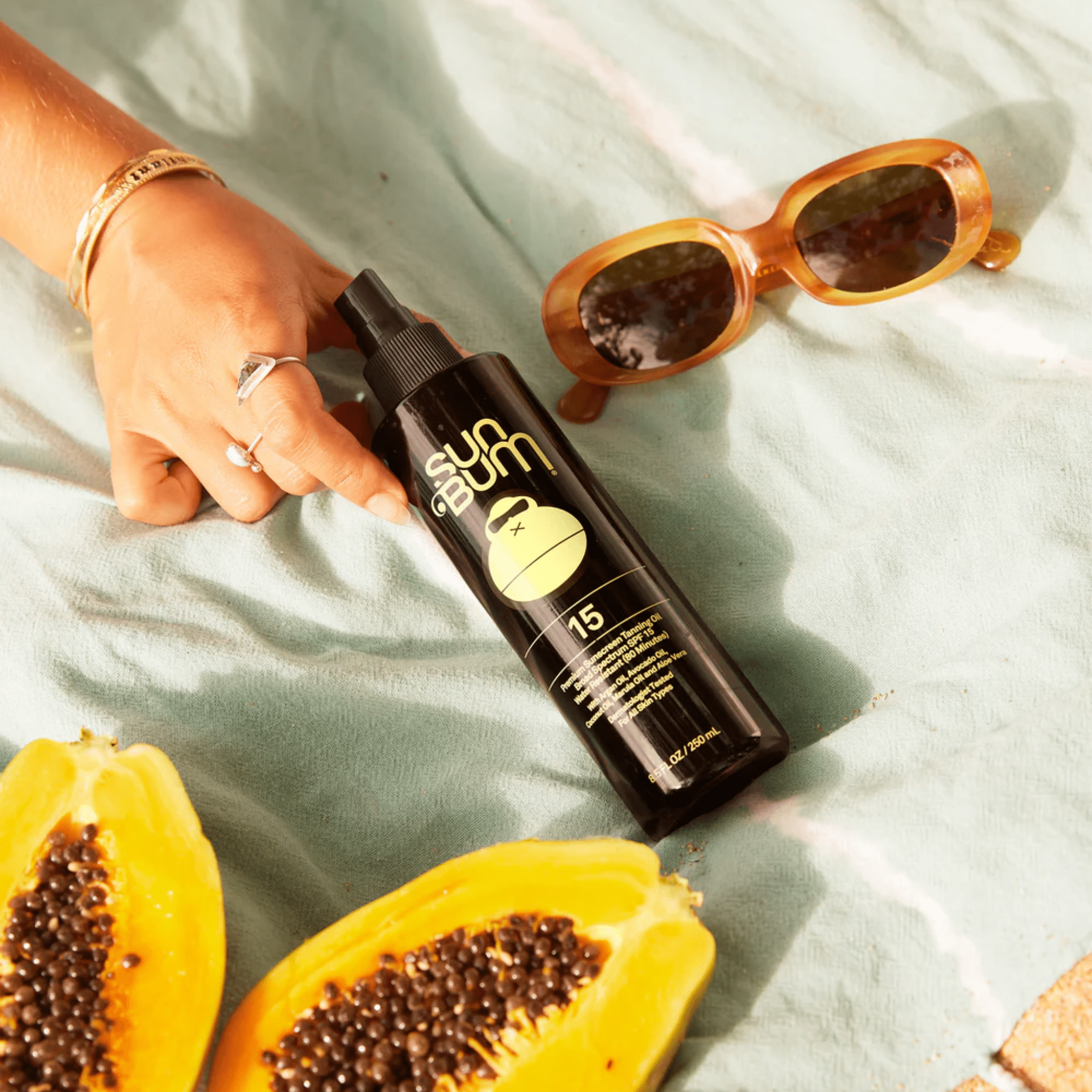 Sun Bum. Huile Bronzante À Écran Solaire FPS 15 - 250 ml - Concept C. Shop