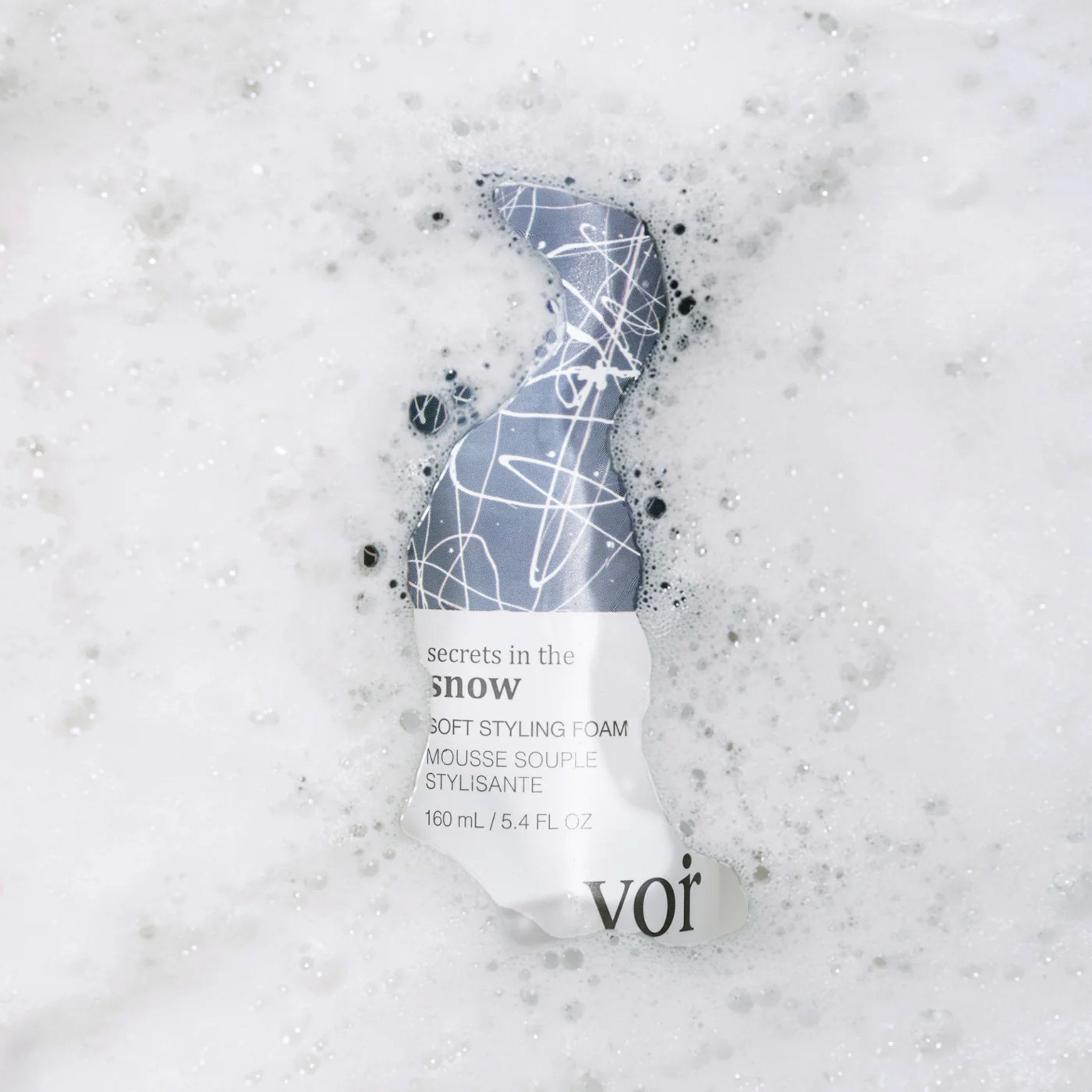 Voir. Mousse Coiffante Souple Secrets in the Snow - 160 ml - Concept C. Shop