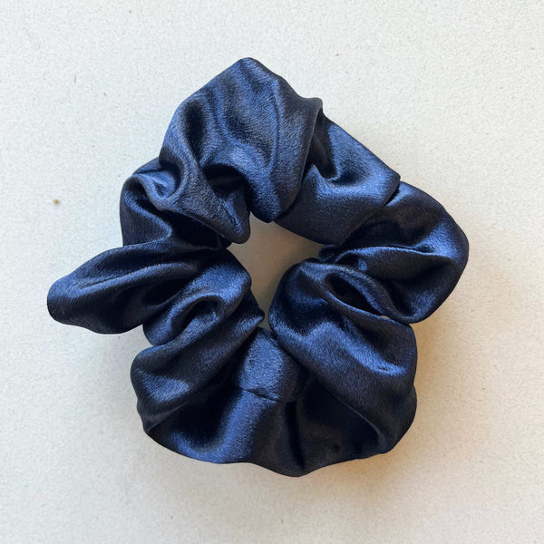Concept C. Chou en Satin - Bleu Marin - Concept C. Shop