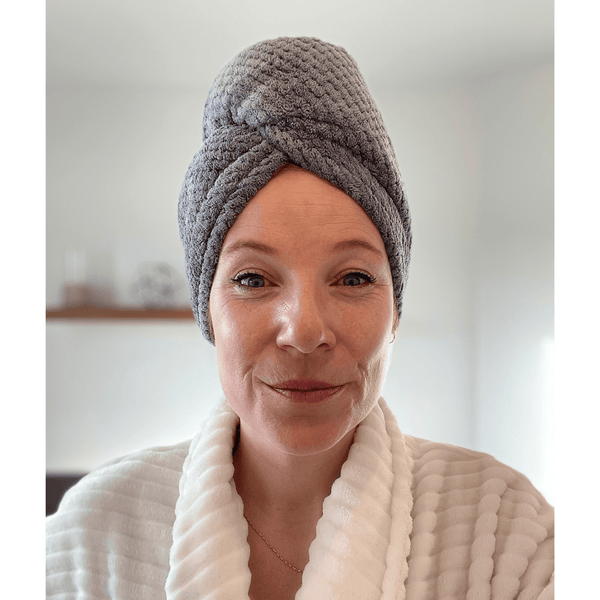 Concept C. Serviette de Tête en Microfibre - Gris (en solde) - Concept C. Shop