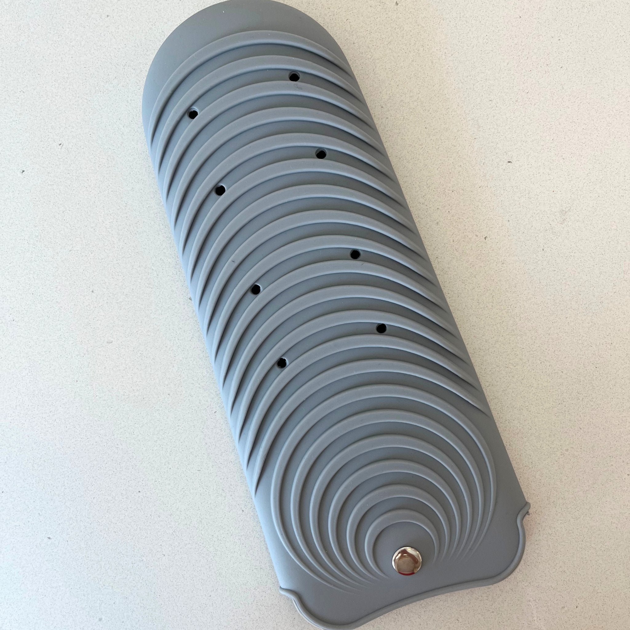 Concept C. Tapis pochette anti-chaleur pour fer plat - Gris - Concept C. Shop