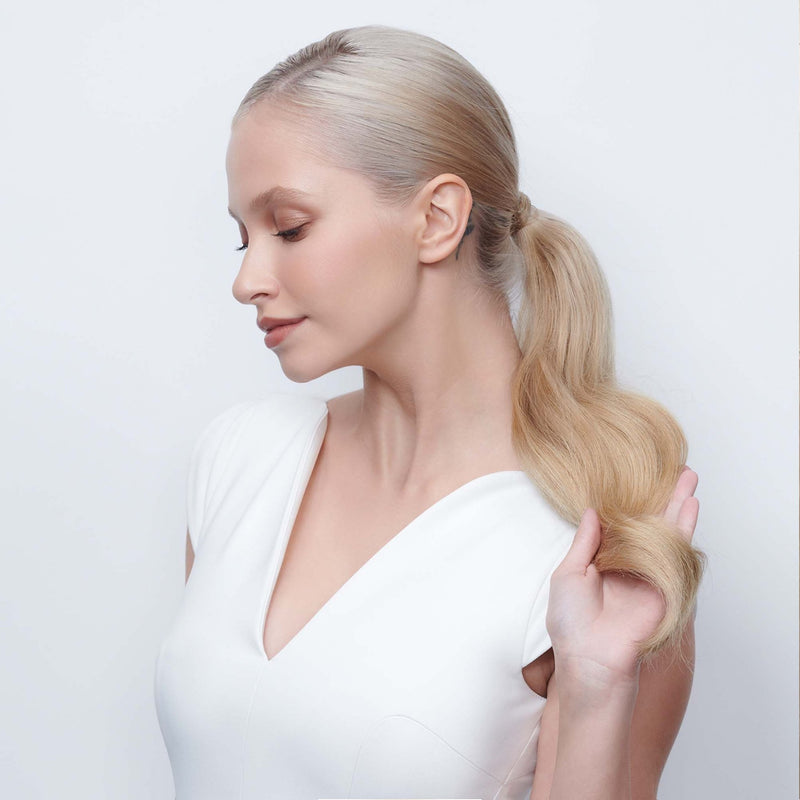 Moroccanoil. Laque Lumineuse Tenue Forte Finish - 330 ml - Concept C. Shop