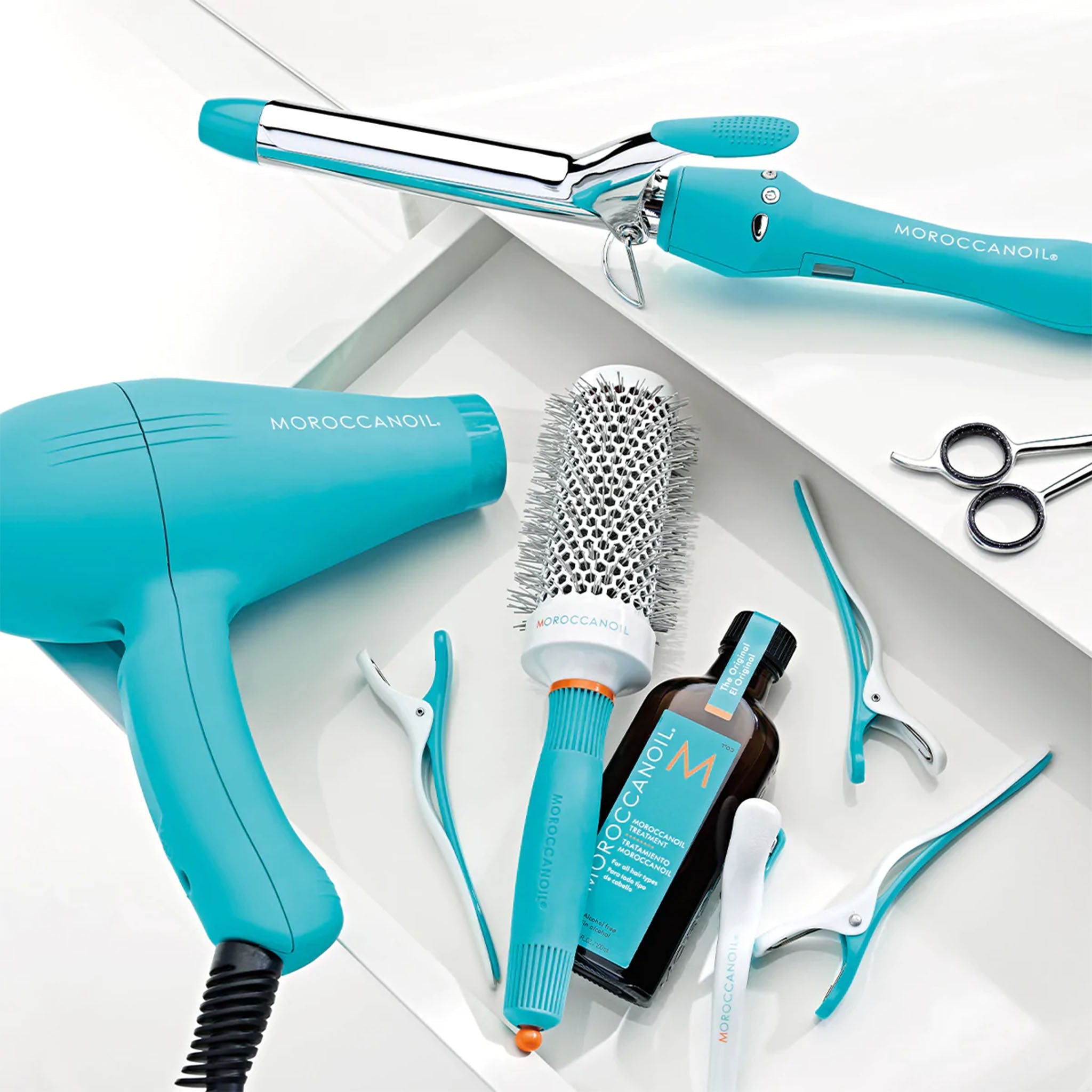 Moroccanoil blow outlet dryer