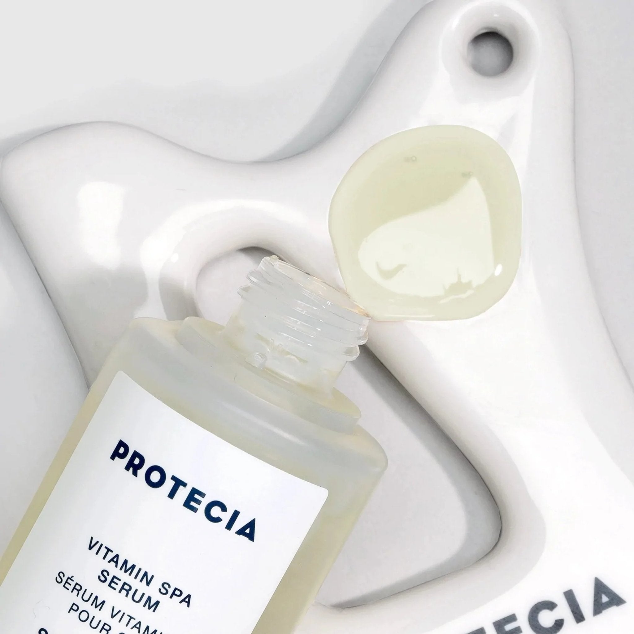 Protecia. Coffret Duo SkinArmour (Sérum Vitamin Spa et Guasha) - Concept C. Shop